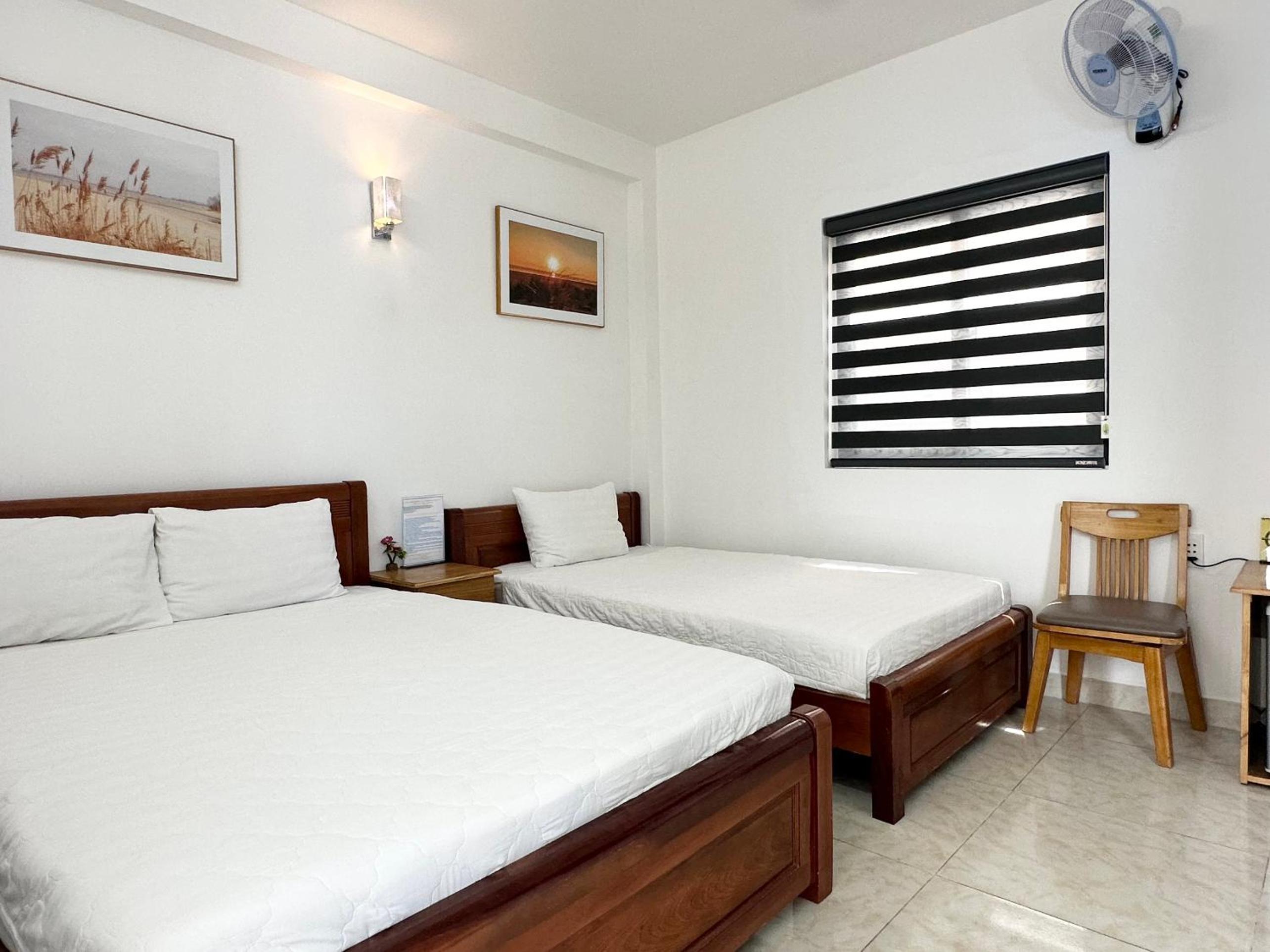 Small Twin Room