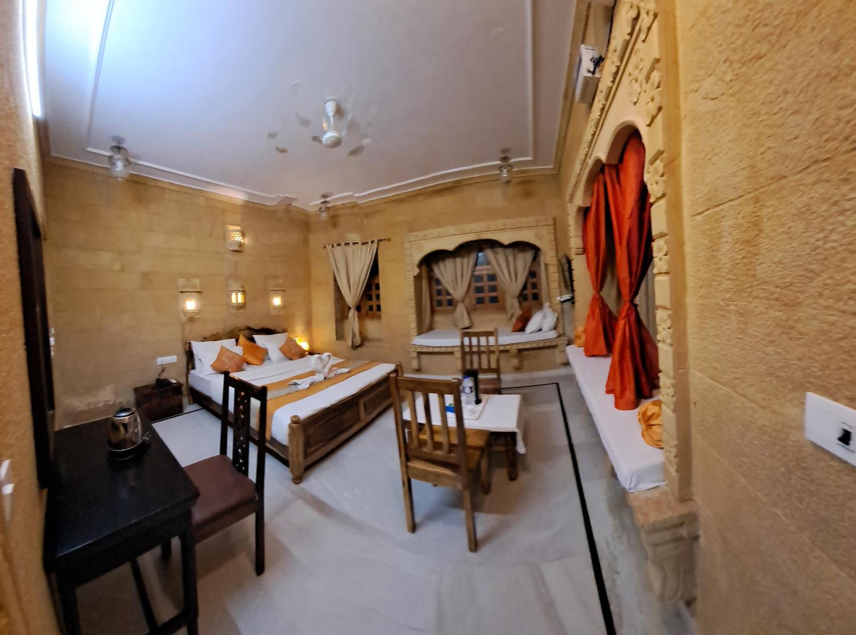 Deluxe Triple Room