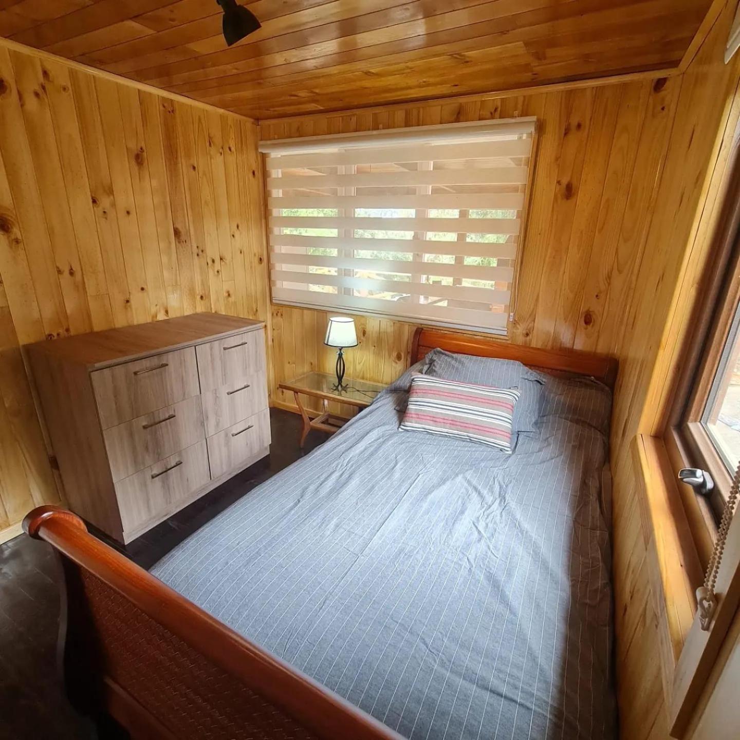Three-Bedroom House photo 3