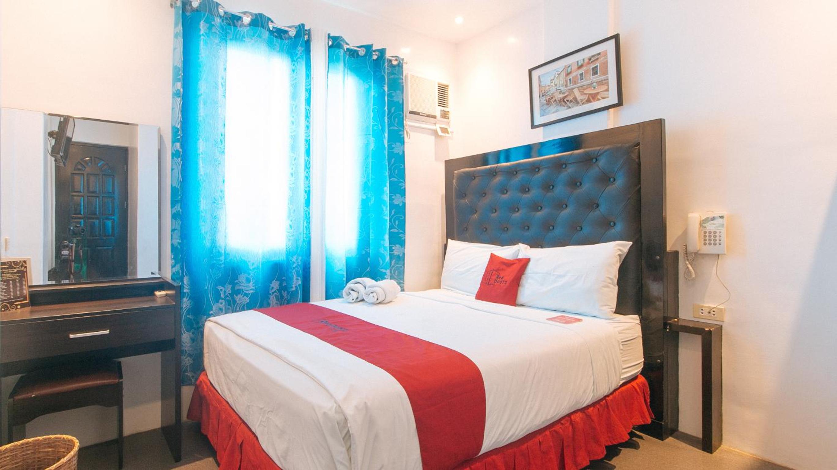 Queen Room