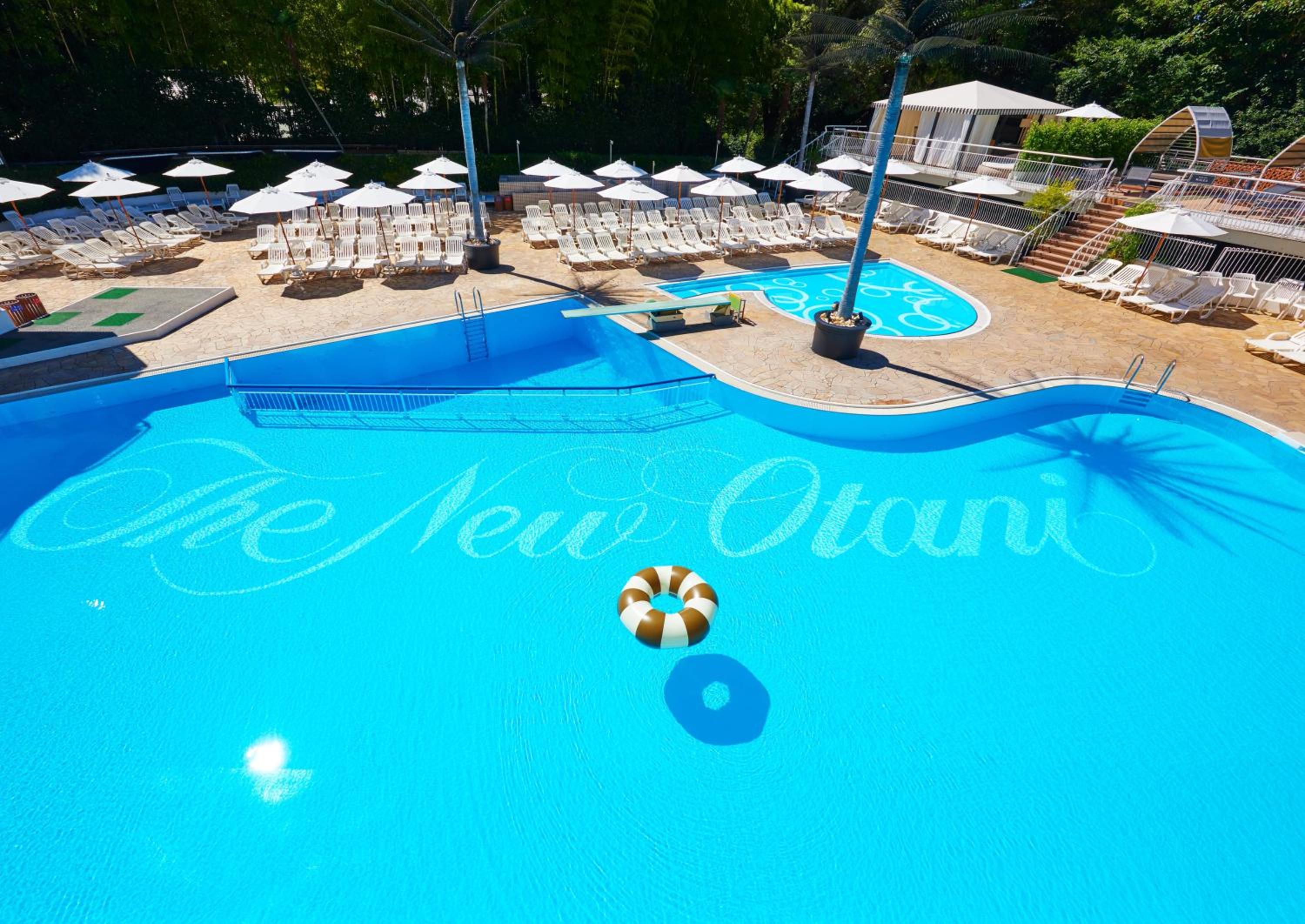 Garden Tower Junior Suite - Non-Smoking With Garden Pool Access