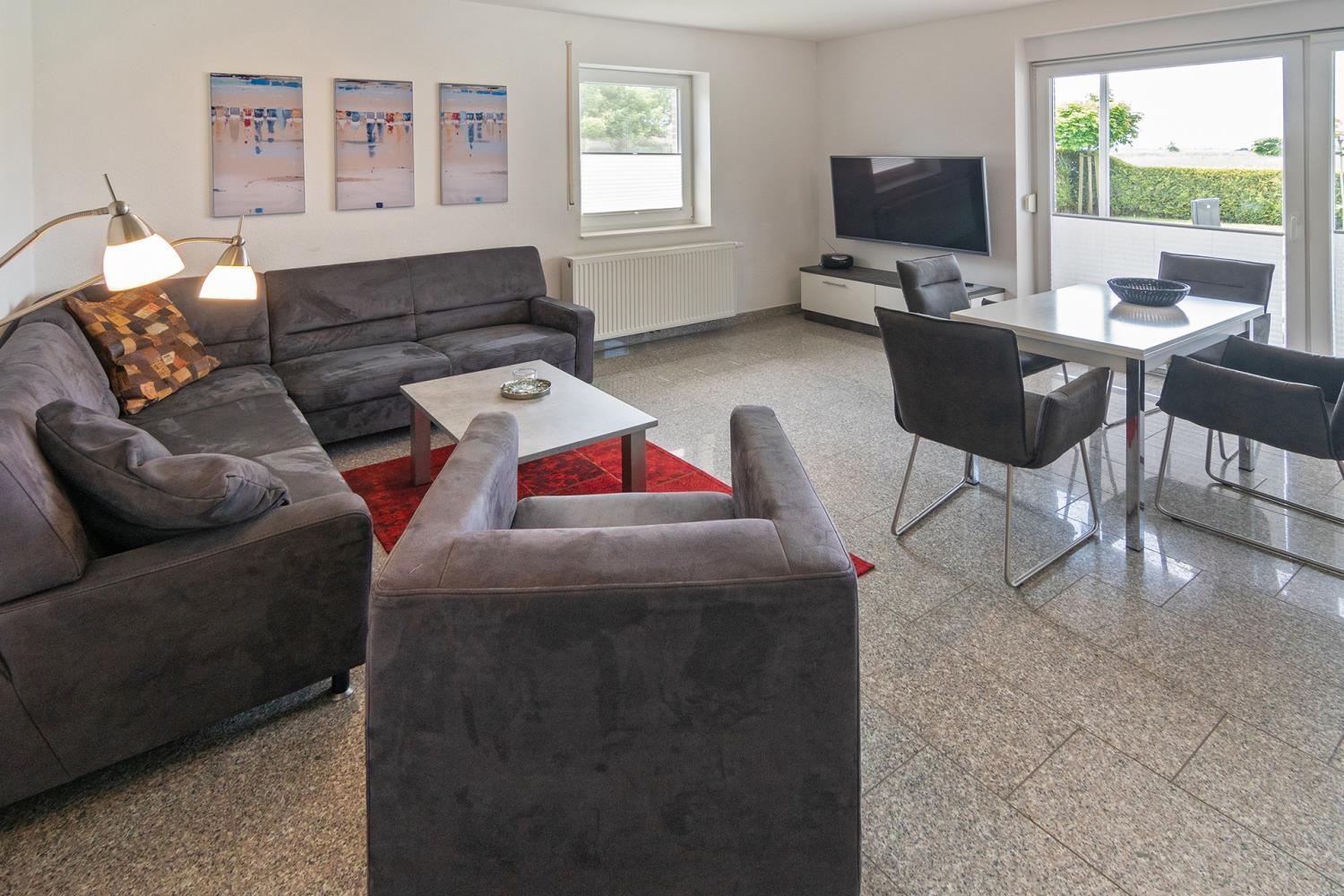 Apartment photo 1