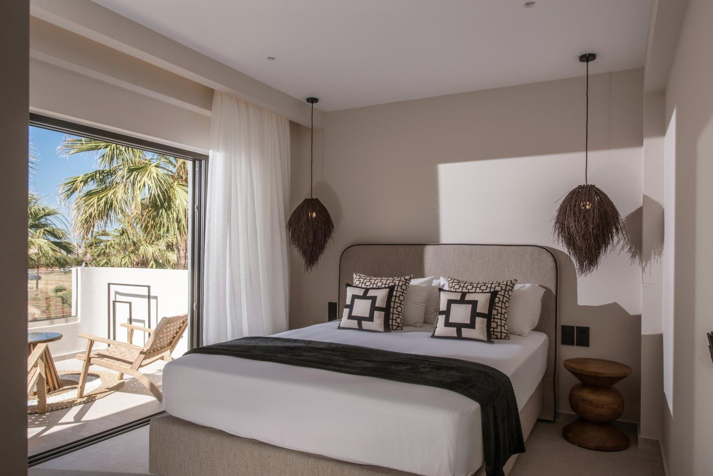 Ammos Superior Pool View Suite