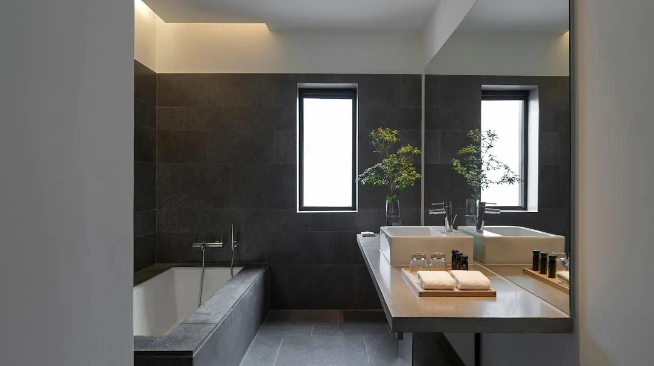 Twin Suite - Photo 2