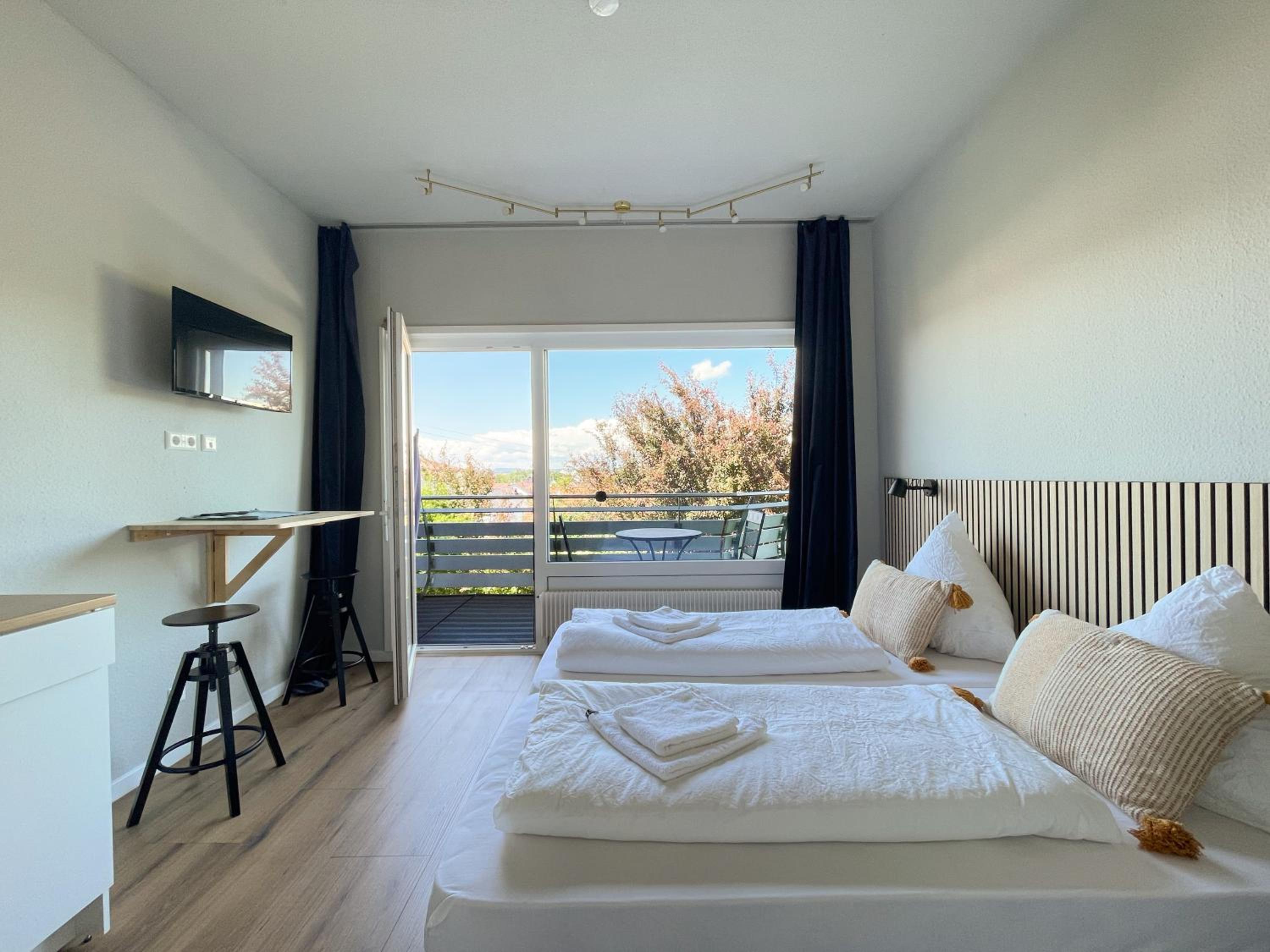 One-Bedroom Apartment With View photo 1