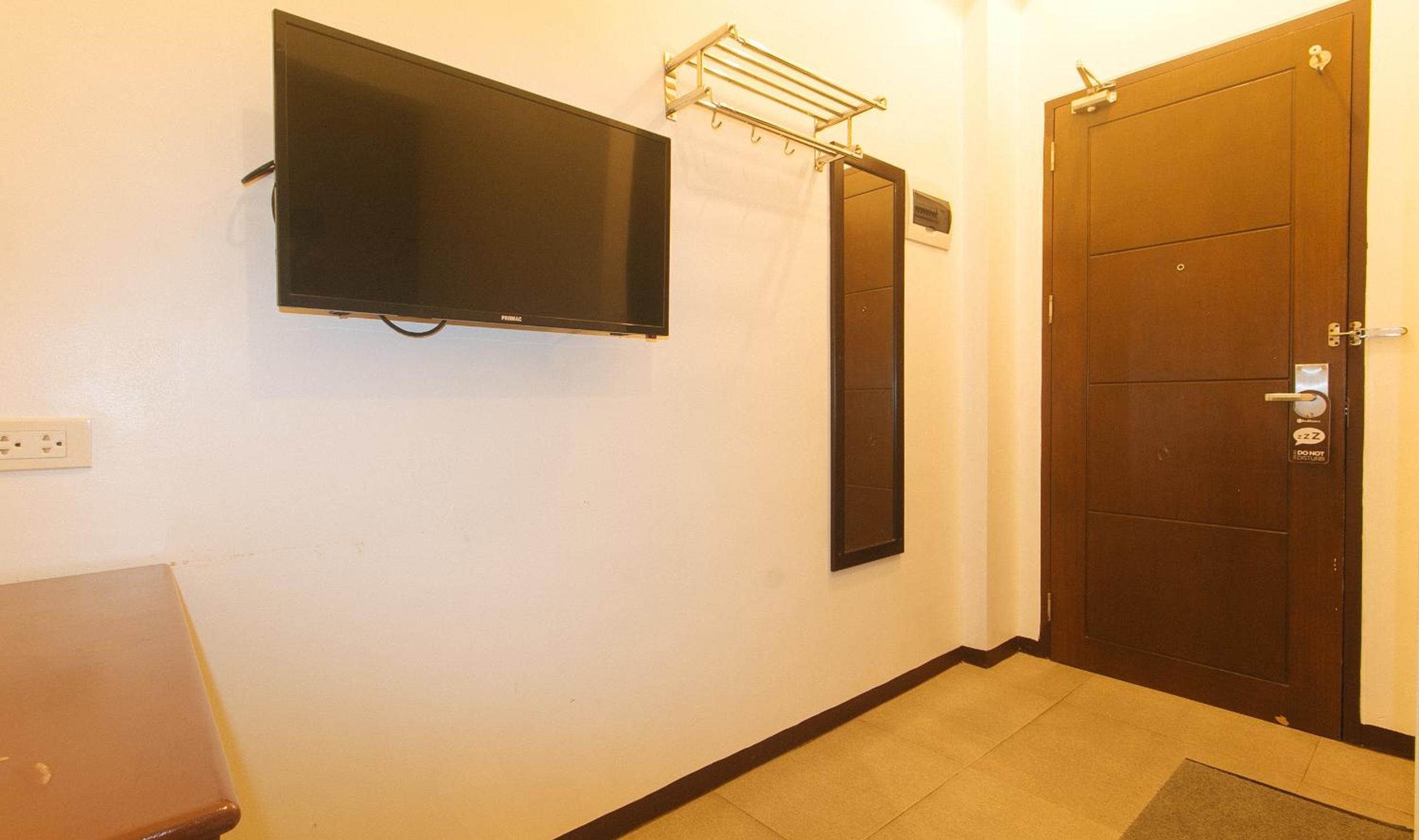 Standard Double Room - Photo 4