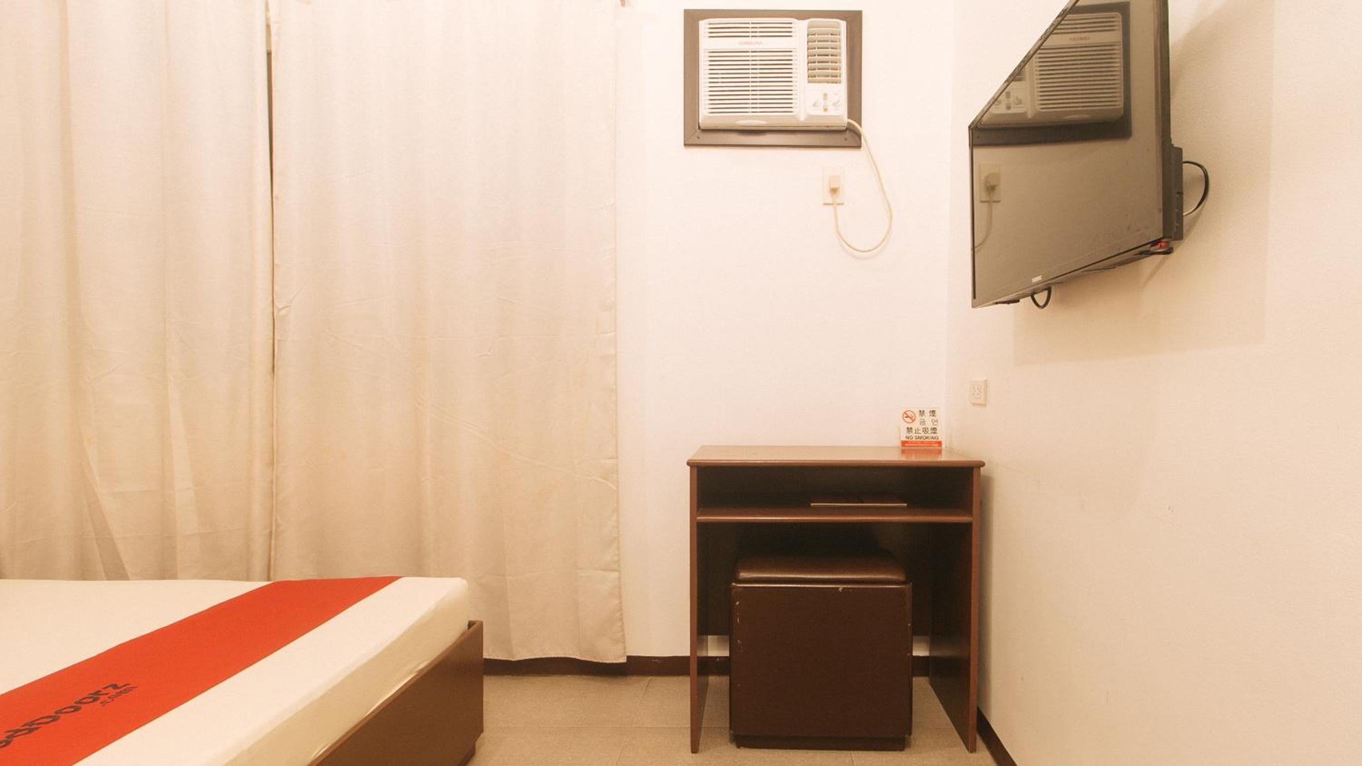 Standard Double Room - Photo 2