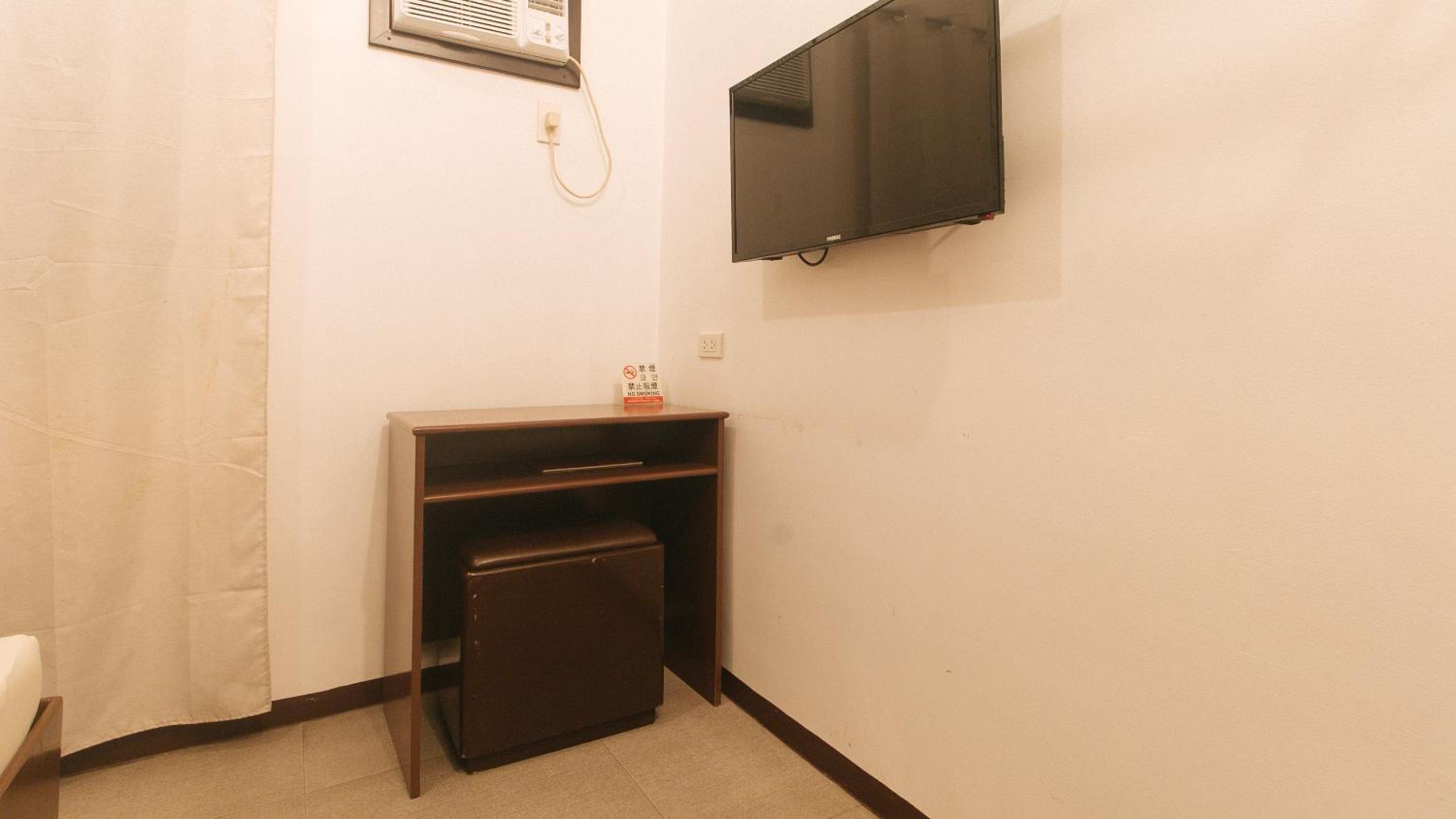 Standard Double Room - Photo 3