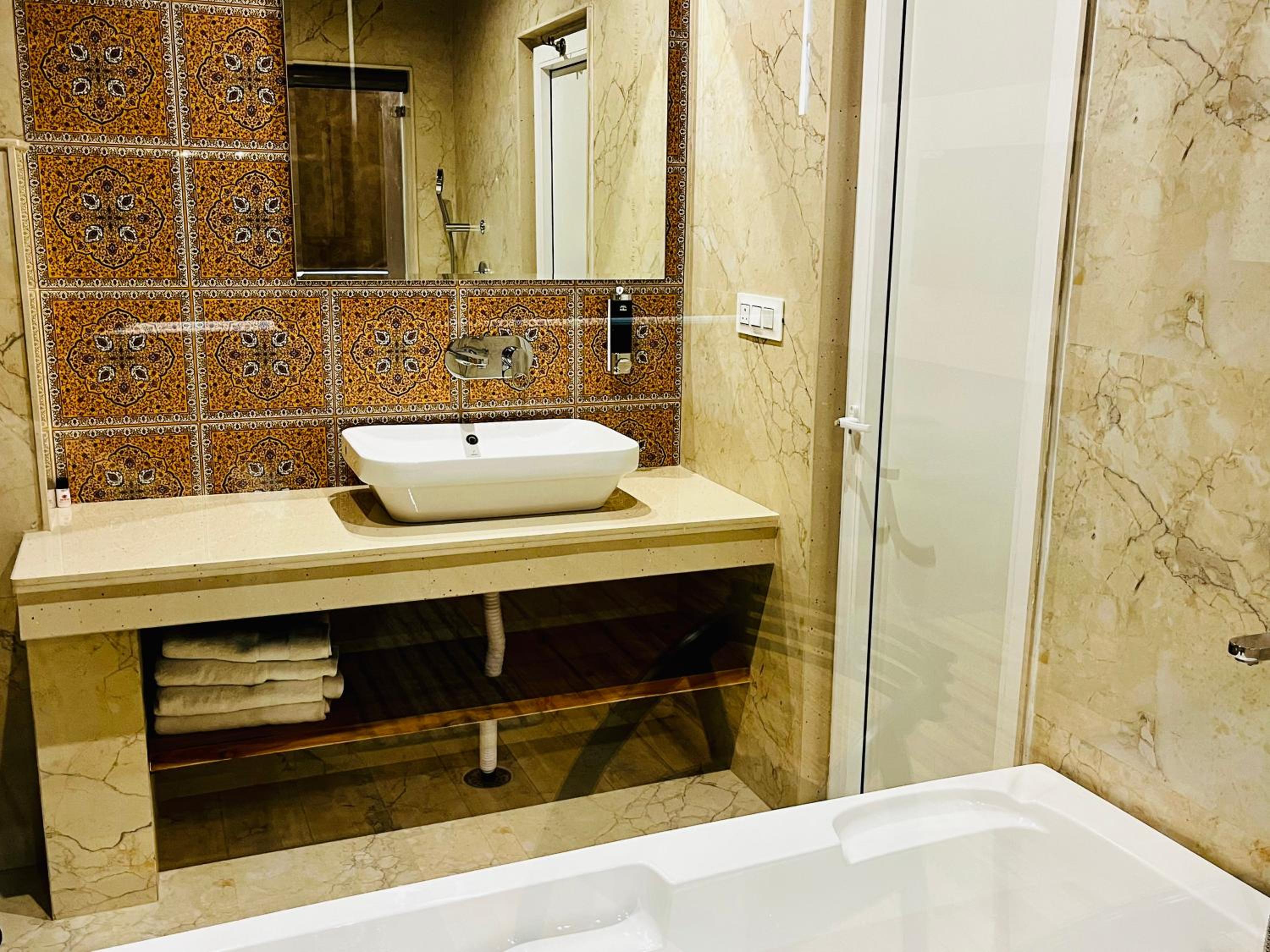 Family Suite - Photo 7