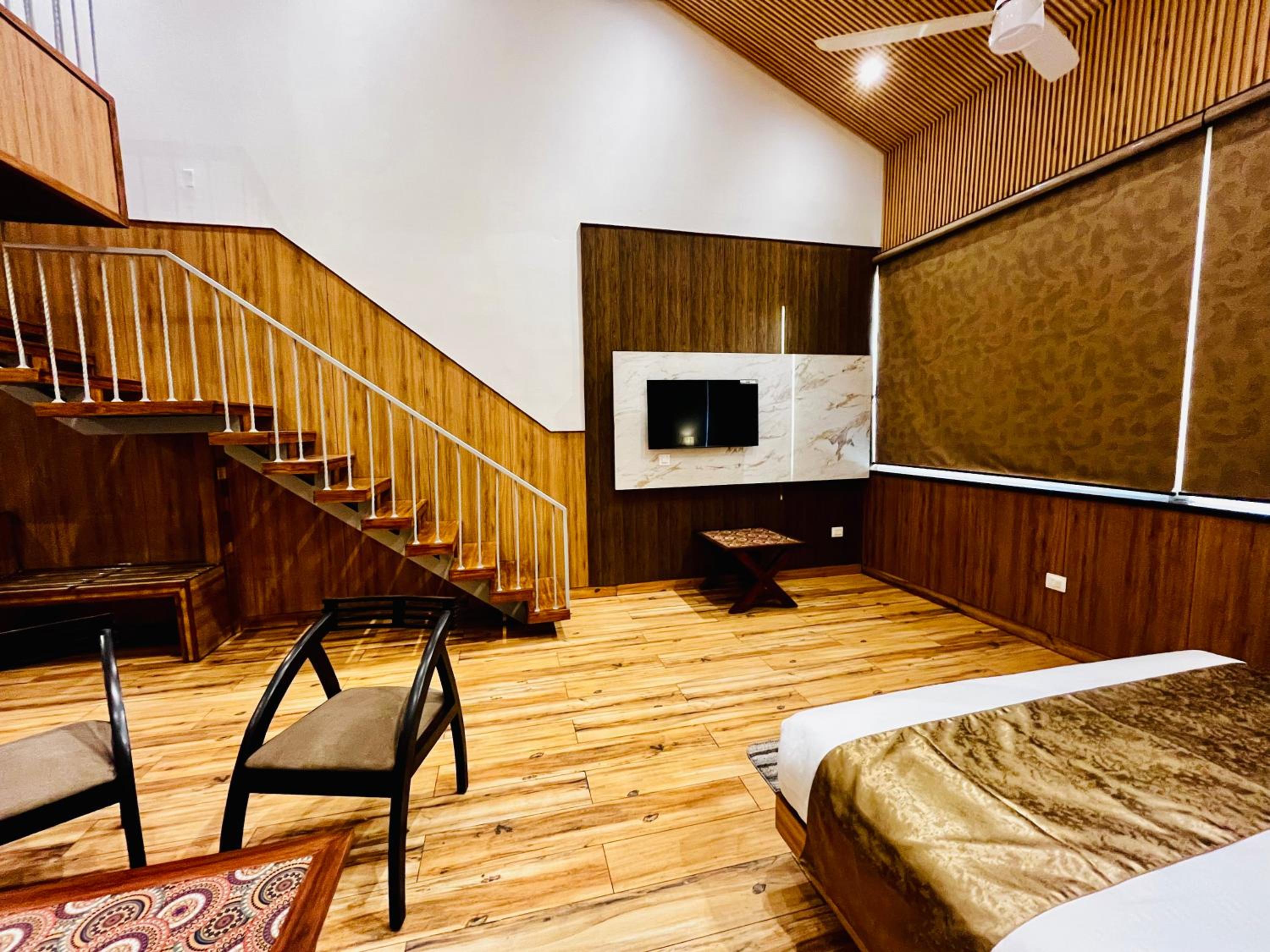 Family Suite - Photo 6