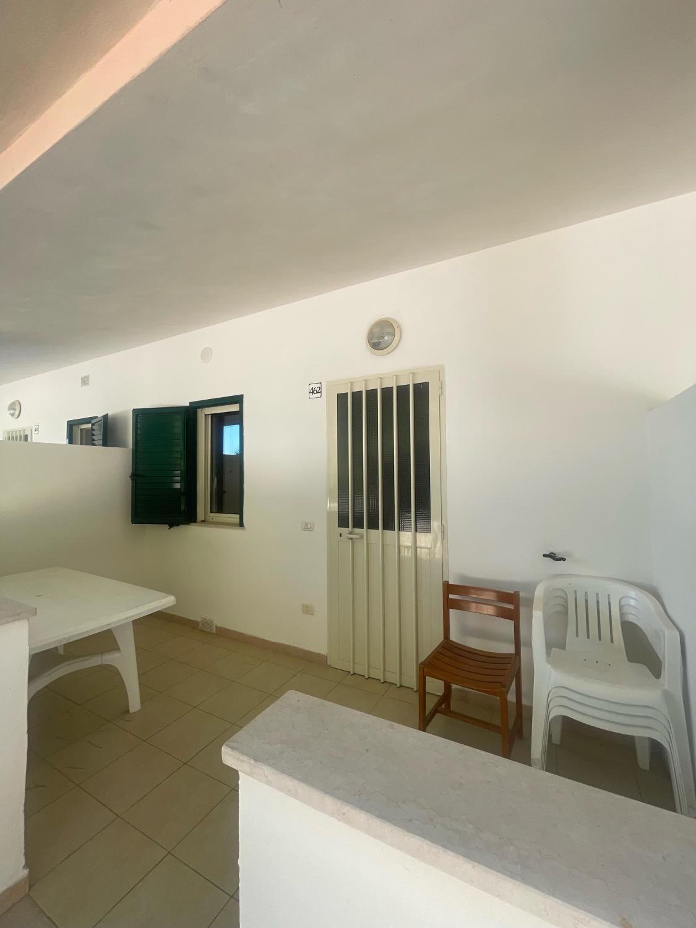 Two-Bedroom Deluxe Apartment with Balcony