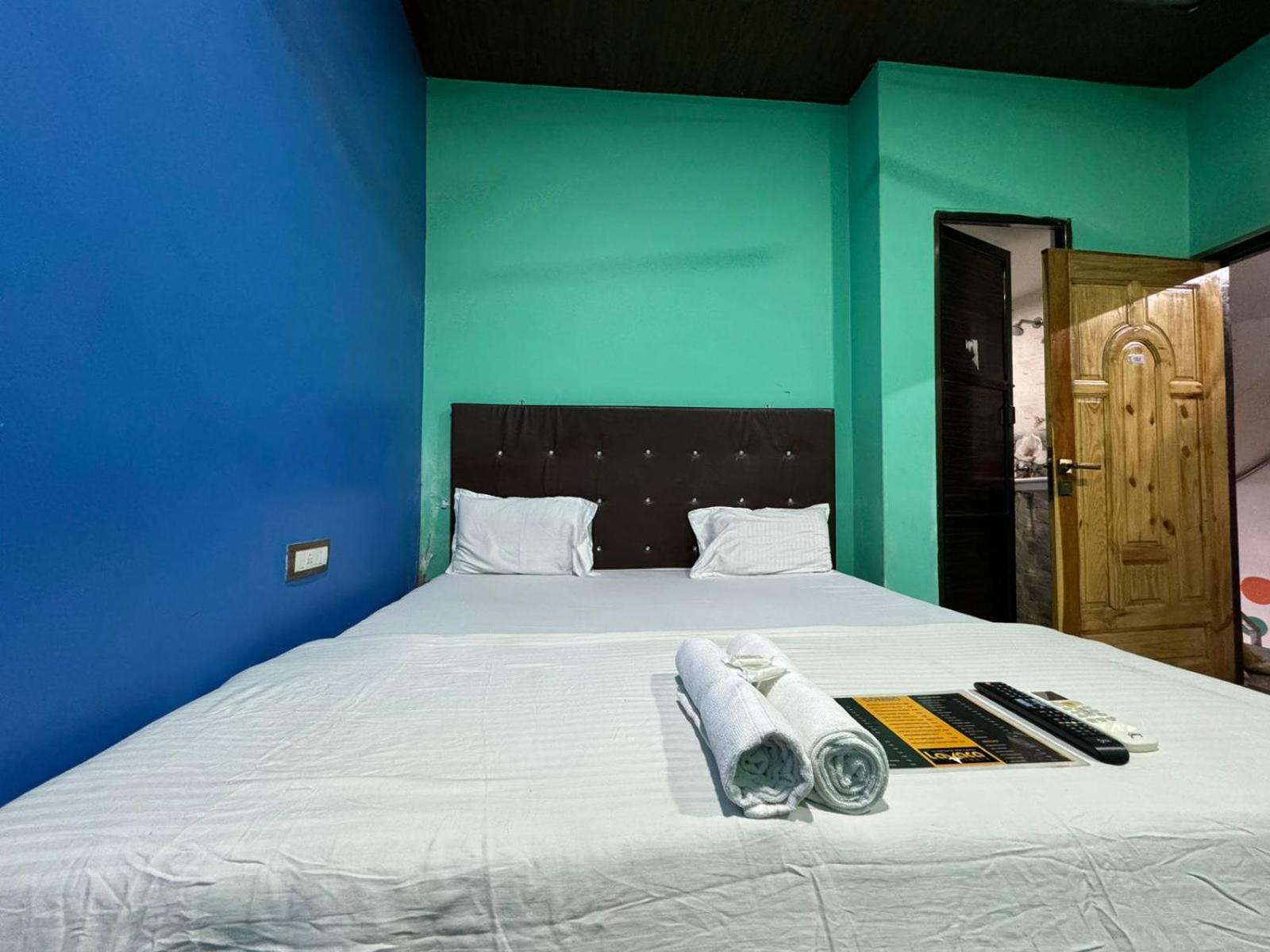 Double Room With Private Bathroom photo 3