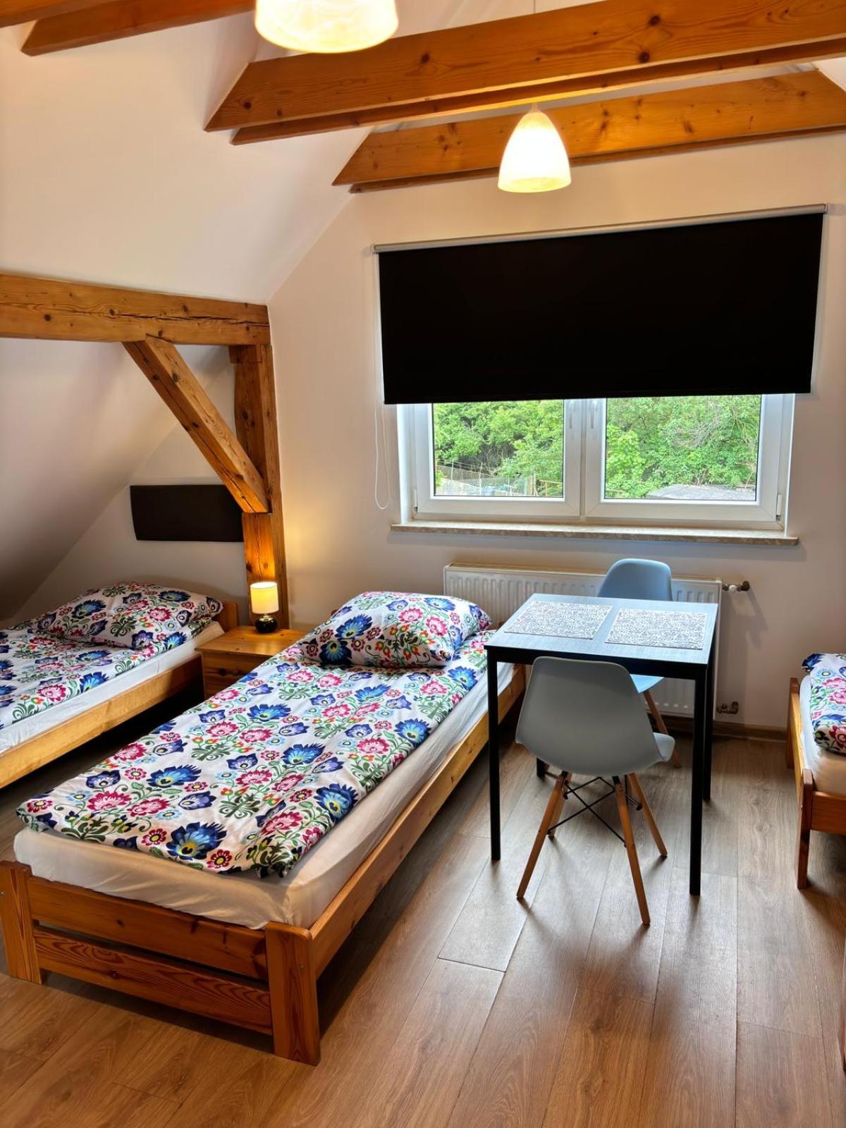 Quadruple Room with Private External Bathroom - Photo 4