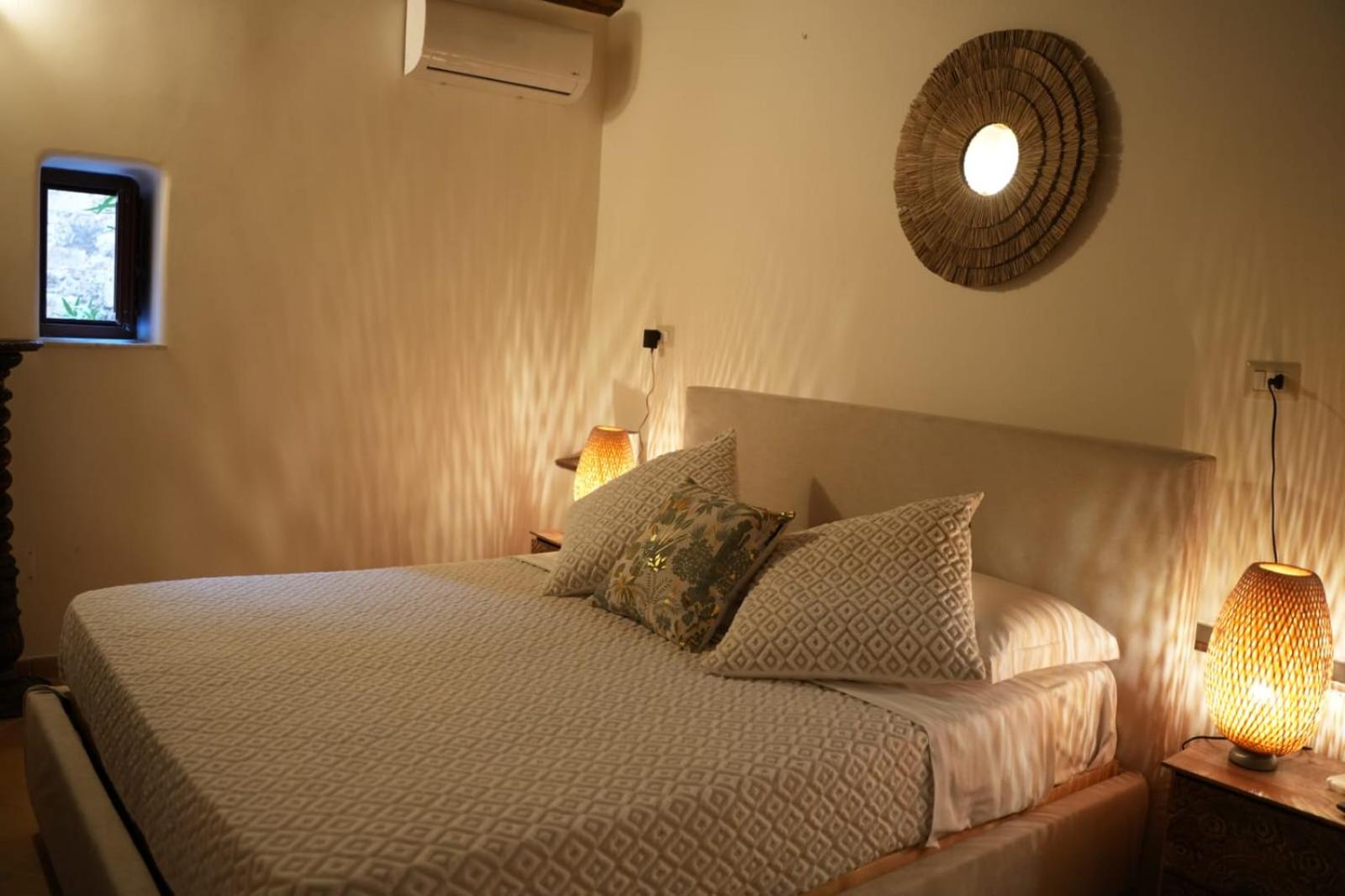 Large Double Room photo 1