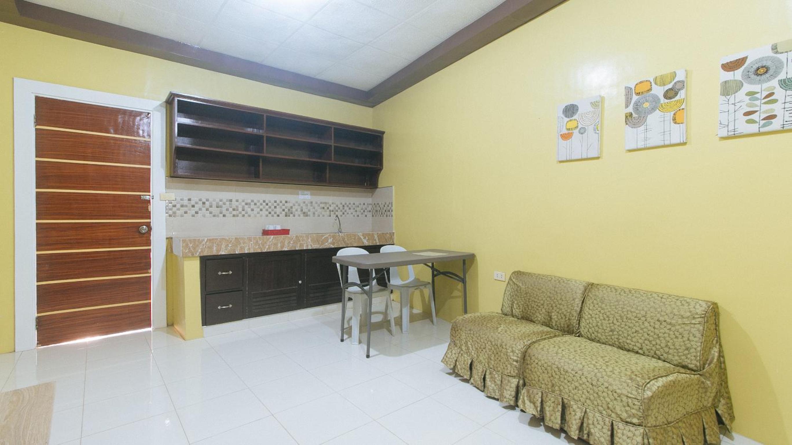 Family Double Room - Photo 17