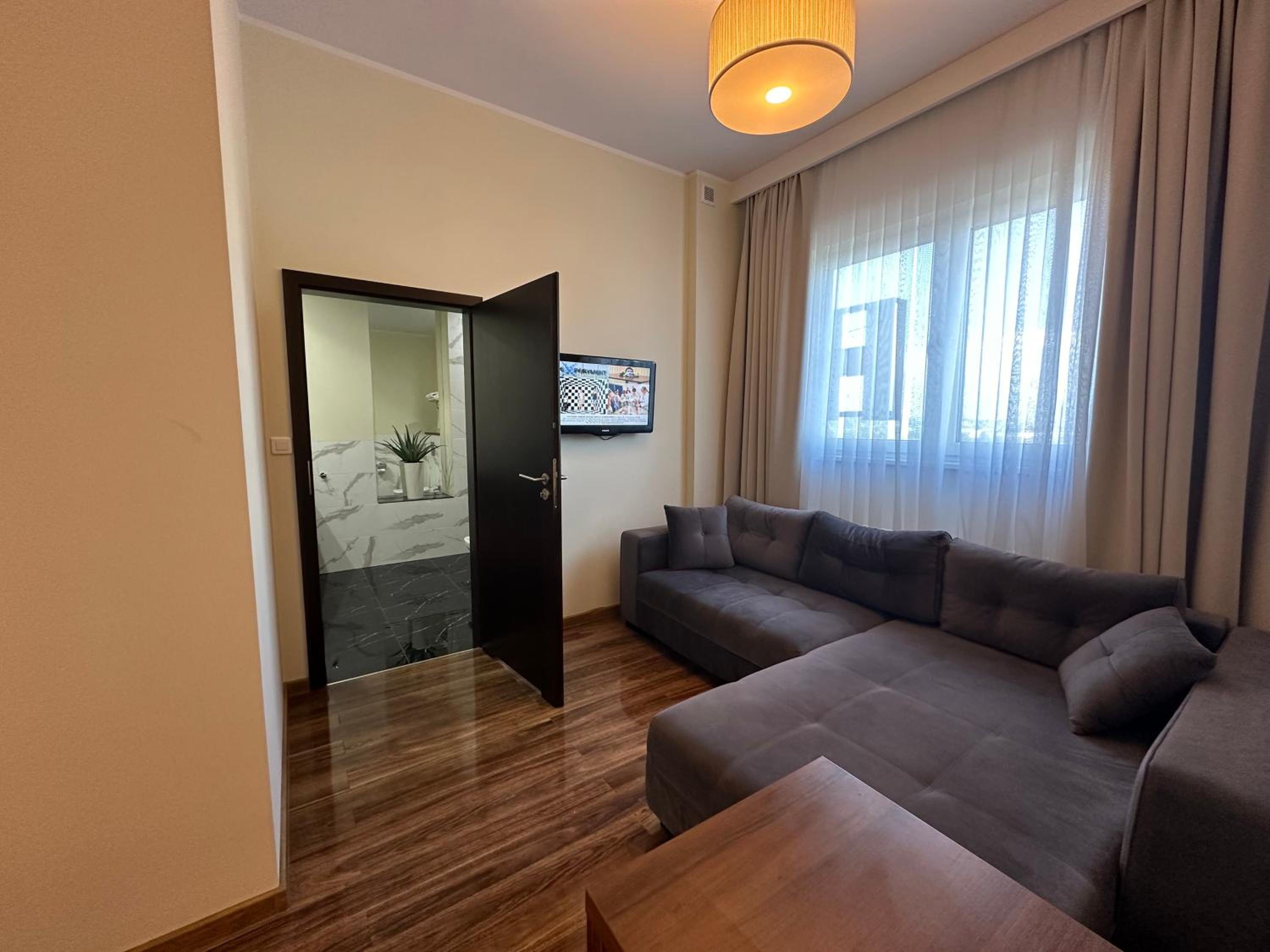 Deluxe Double Room photo 3