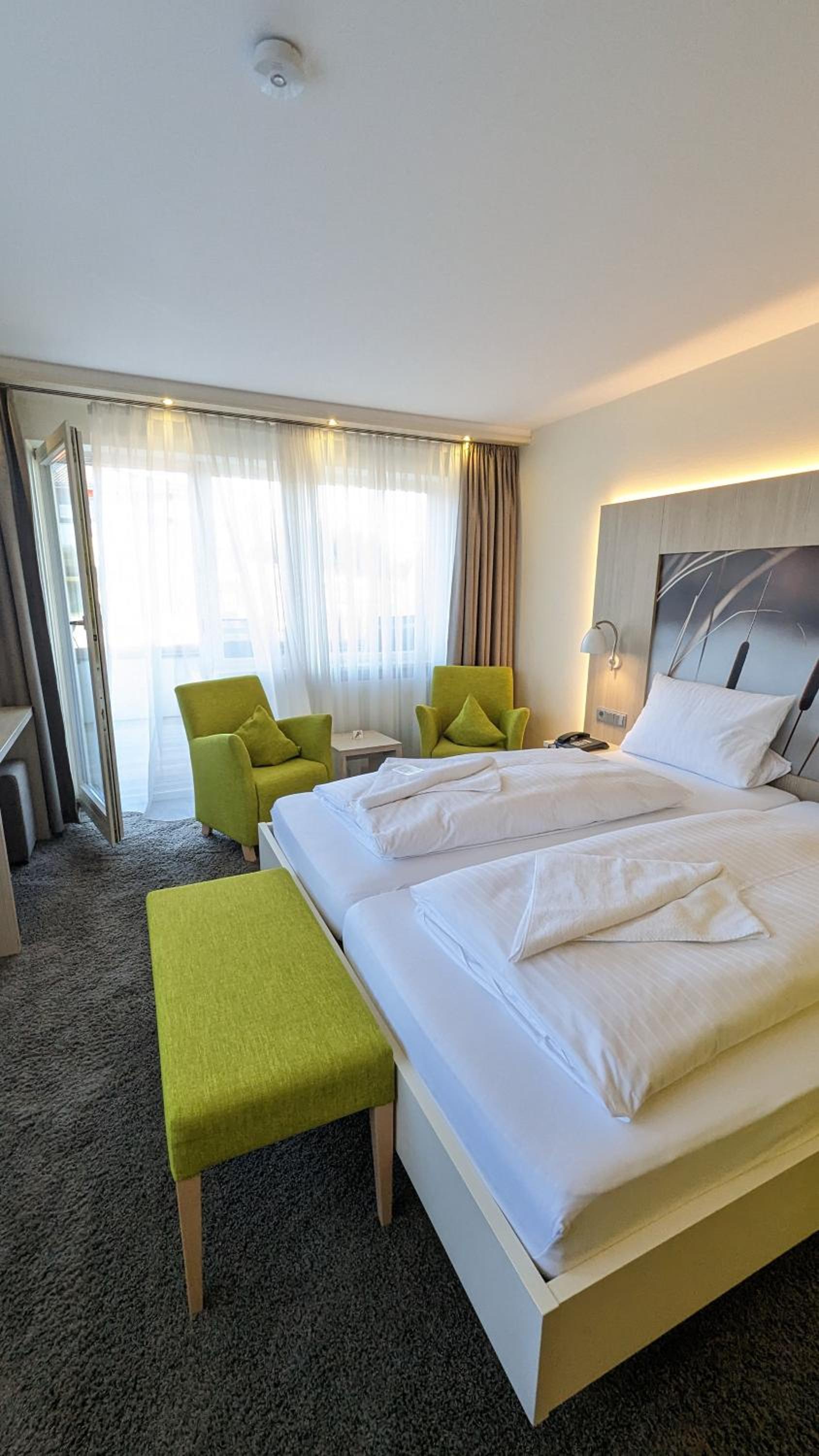 Comfort Double Room with Balcony and Garden View
