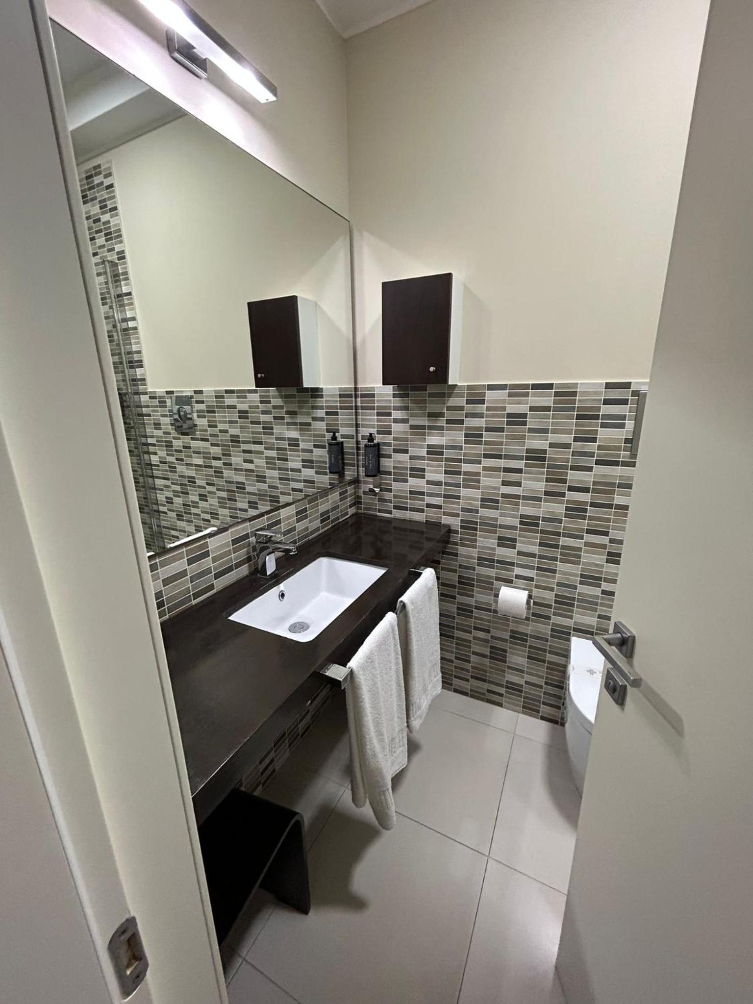 Deluxe Double Room with Patio photo 3