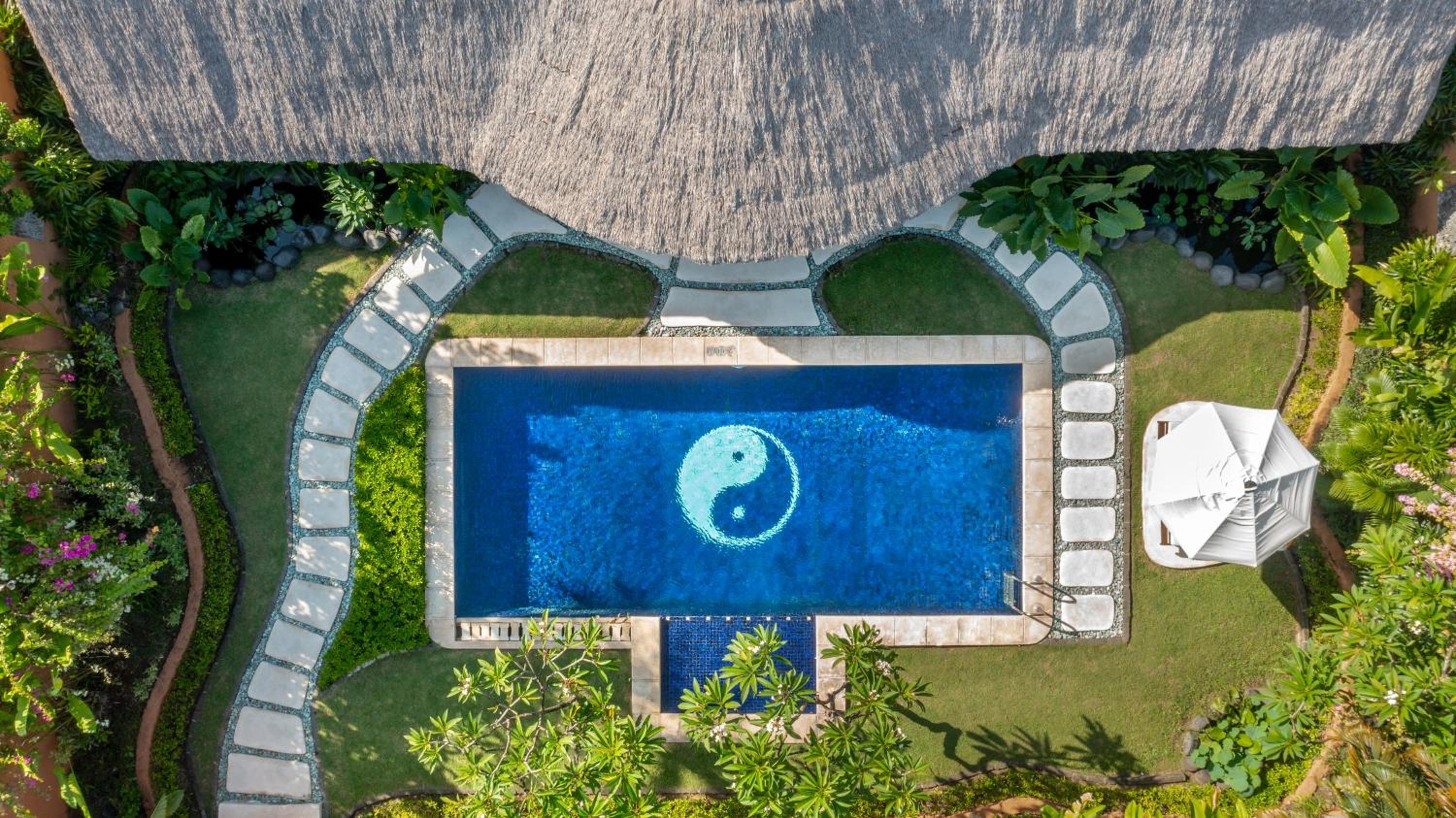 Five Bedroom Villa (Connecting Villas) with Private Pool and Bathtub photo 3