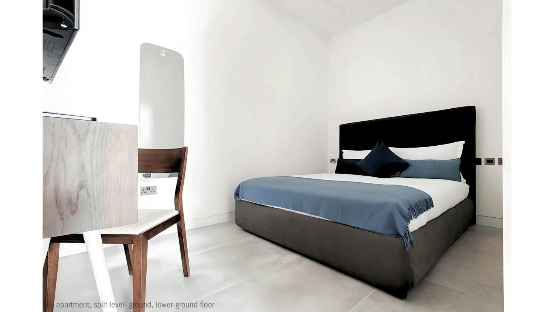Apartment - Split Level photo 2