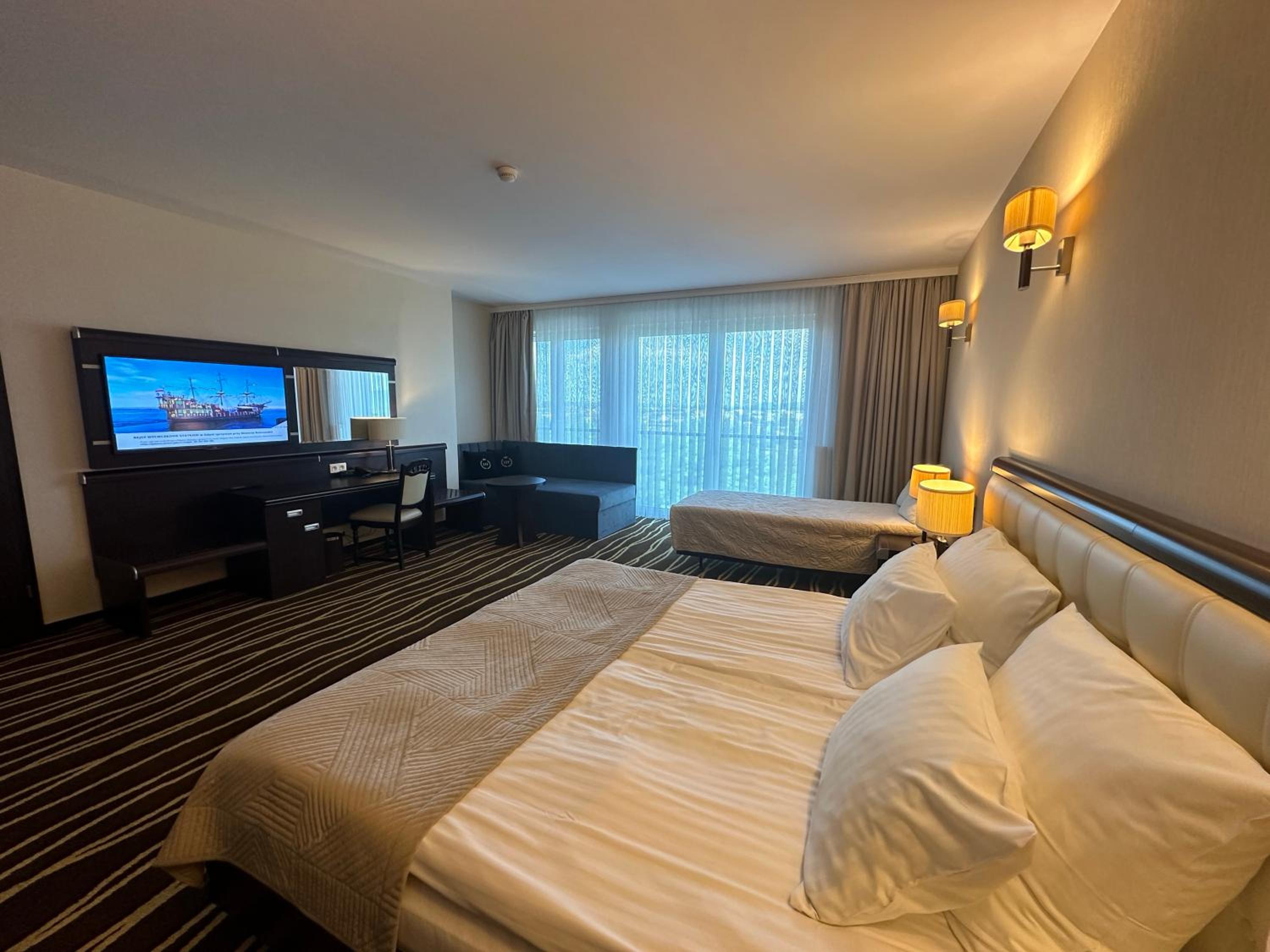 Deluxe Double Room photo 2