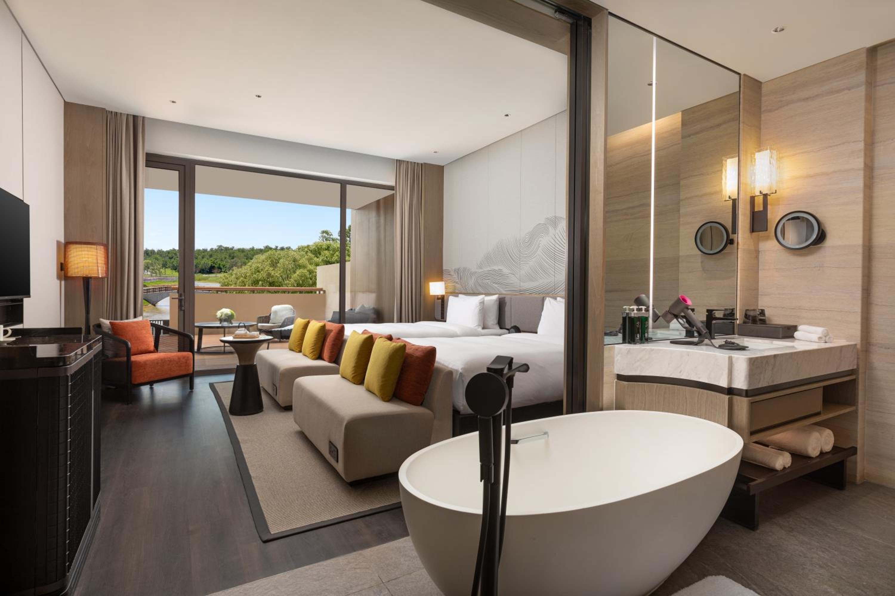 Standard Double Room with Two Double Beds and Courtyard Access