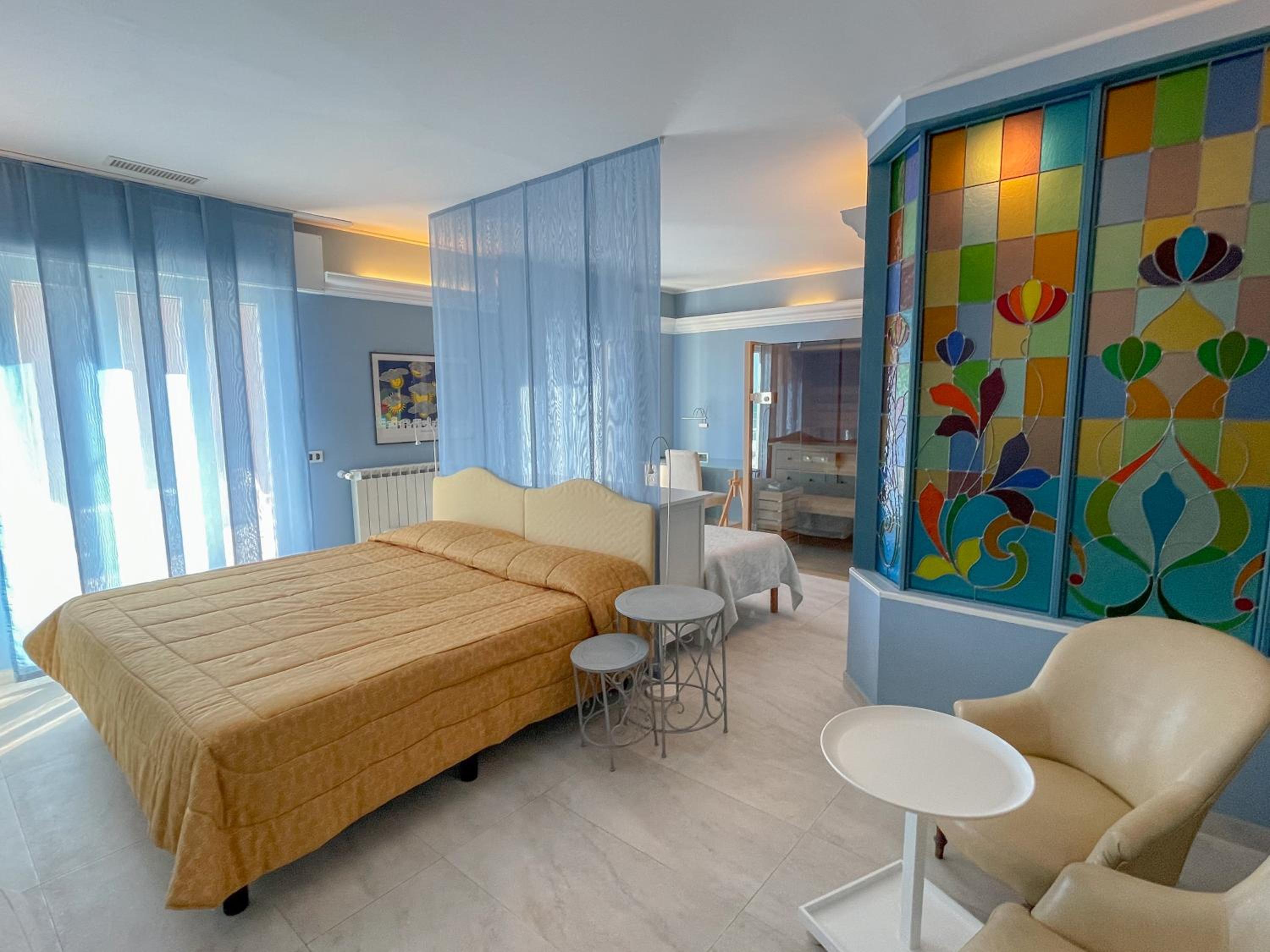 Junior Suite with Sea View photo 1