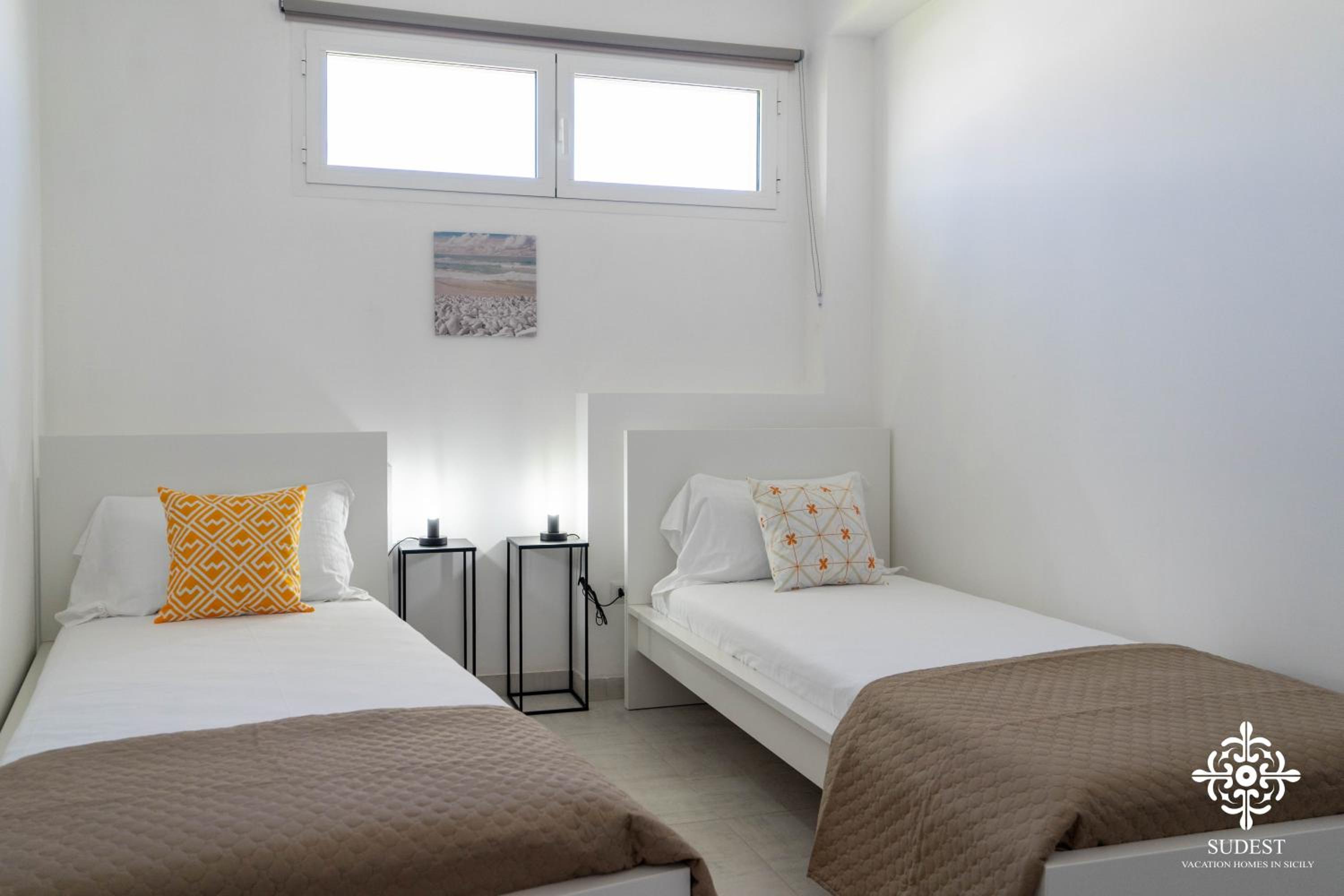 Two-Bedroom Deluxe Apartment With Garden View
