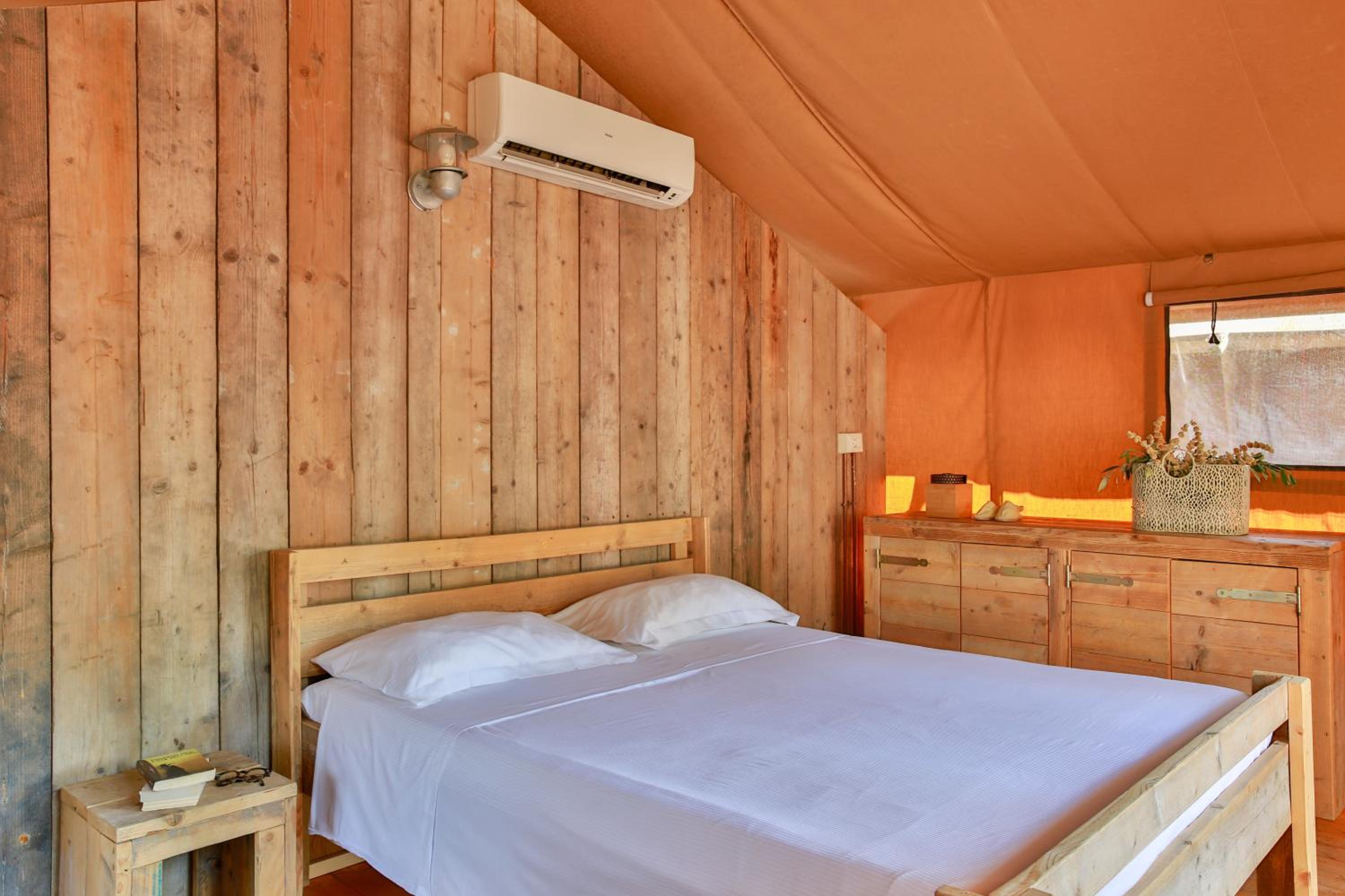 Lodge Tent (2 Adults) photo 2