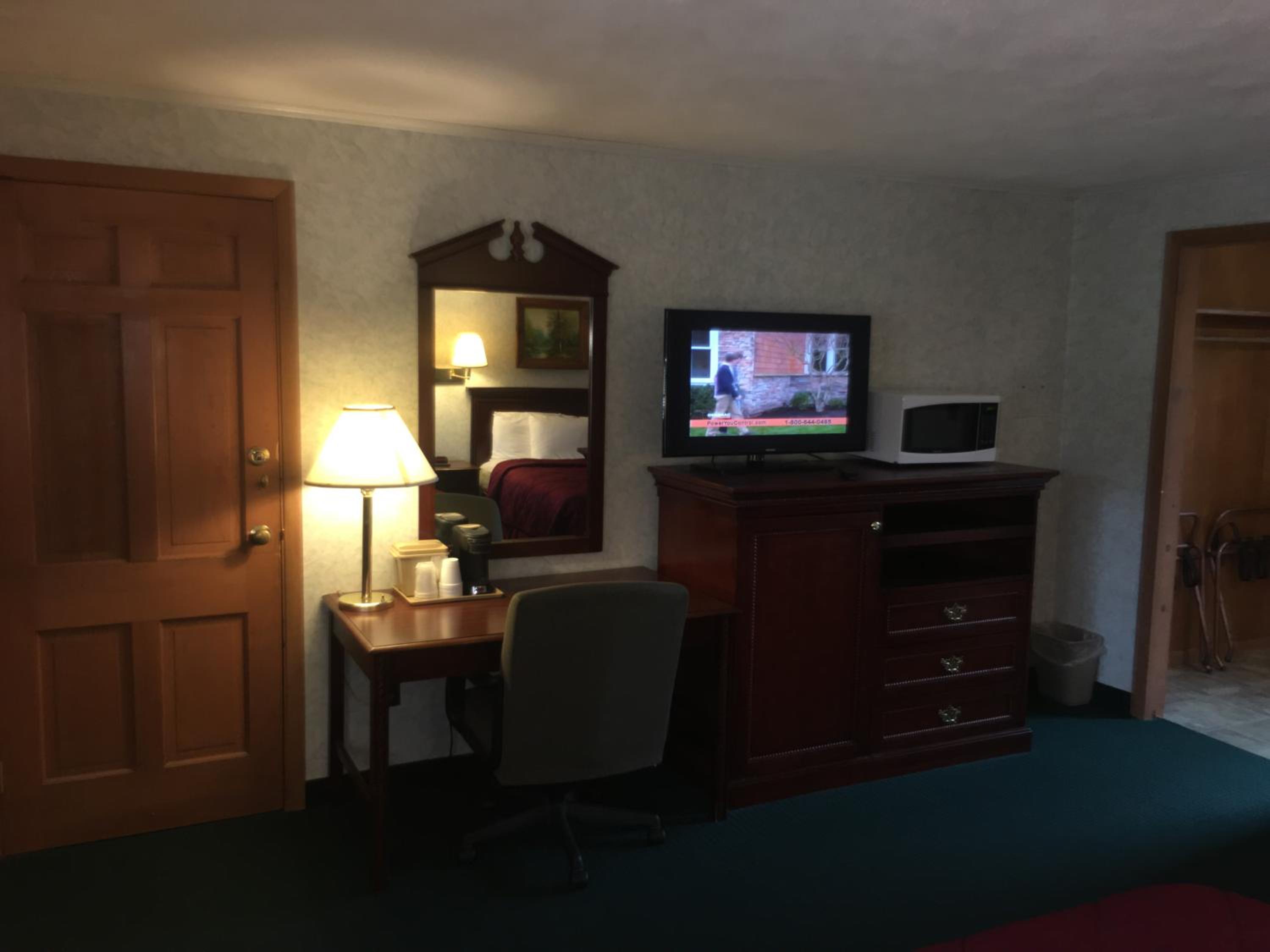 Queen Room - Photo 4