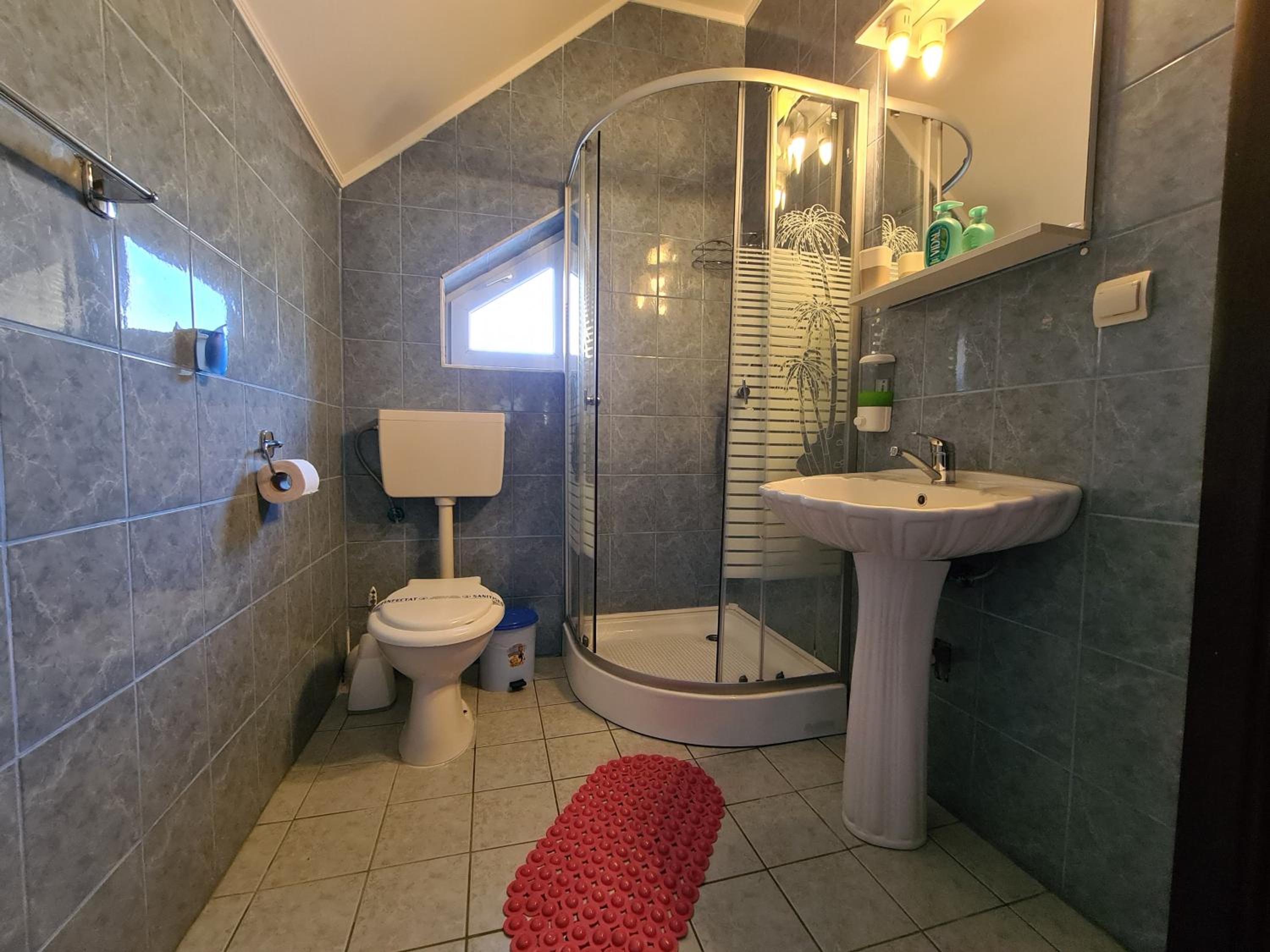 Double Room with Private Bathroom photo 3