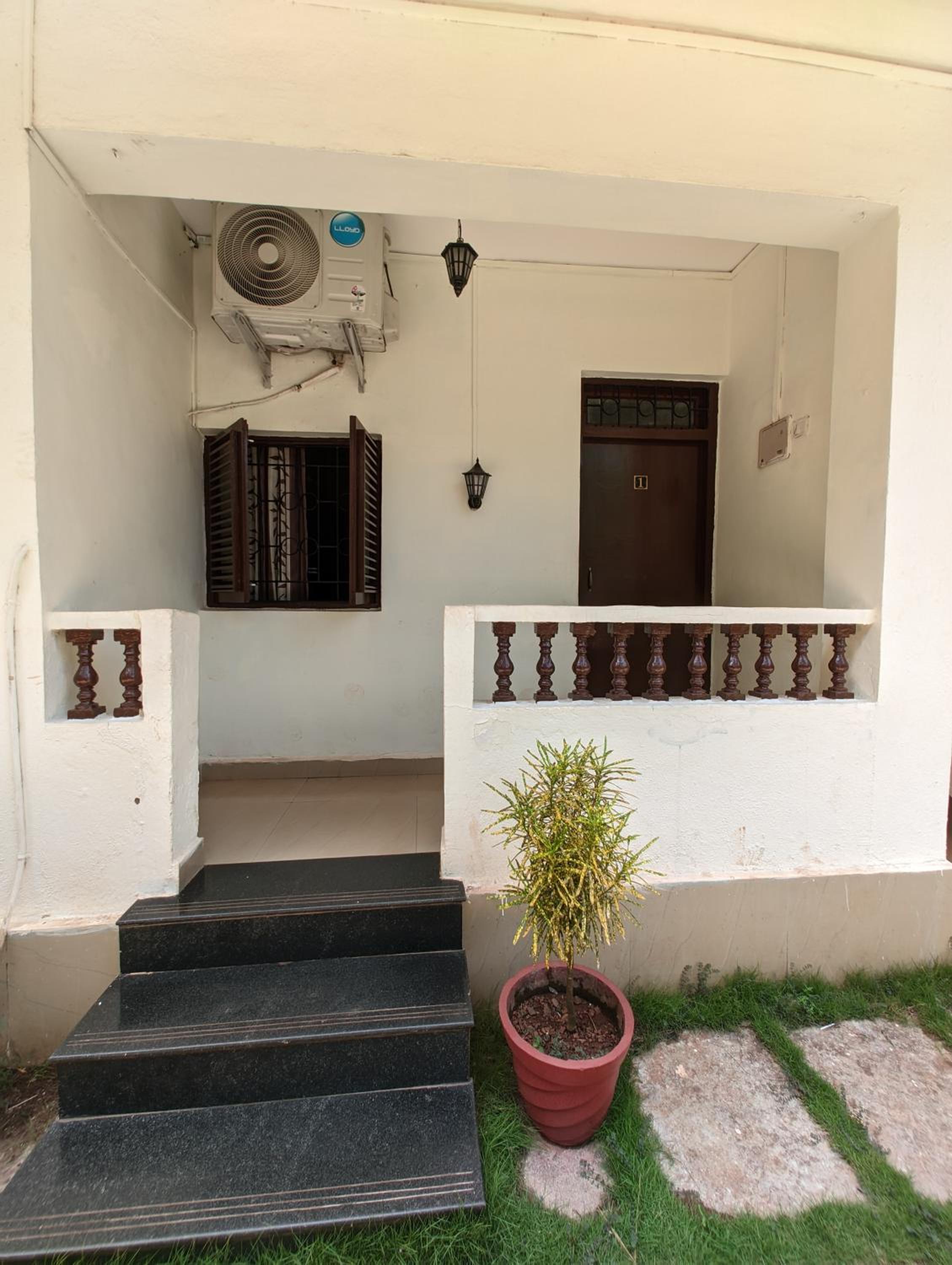 Double Room - Photo 2