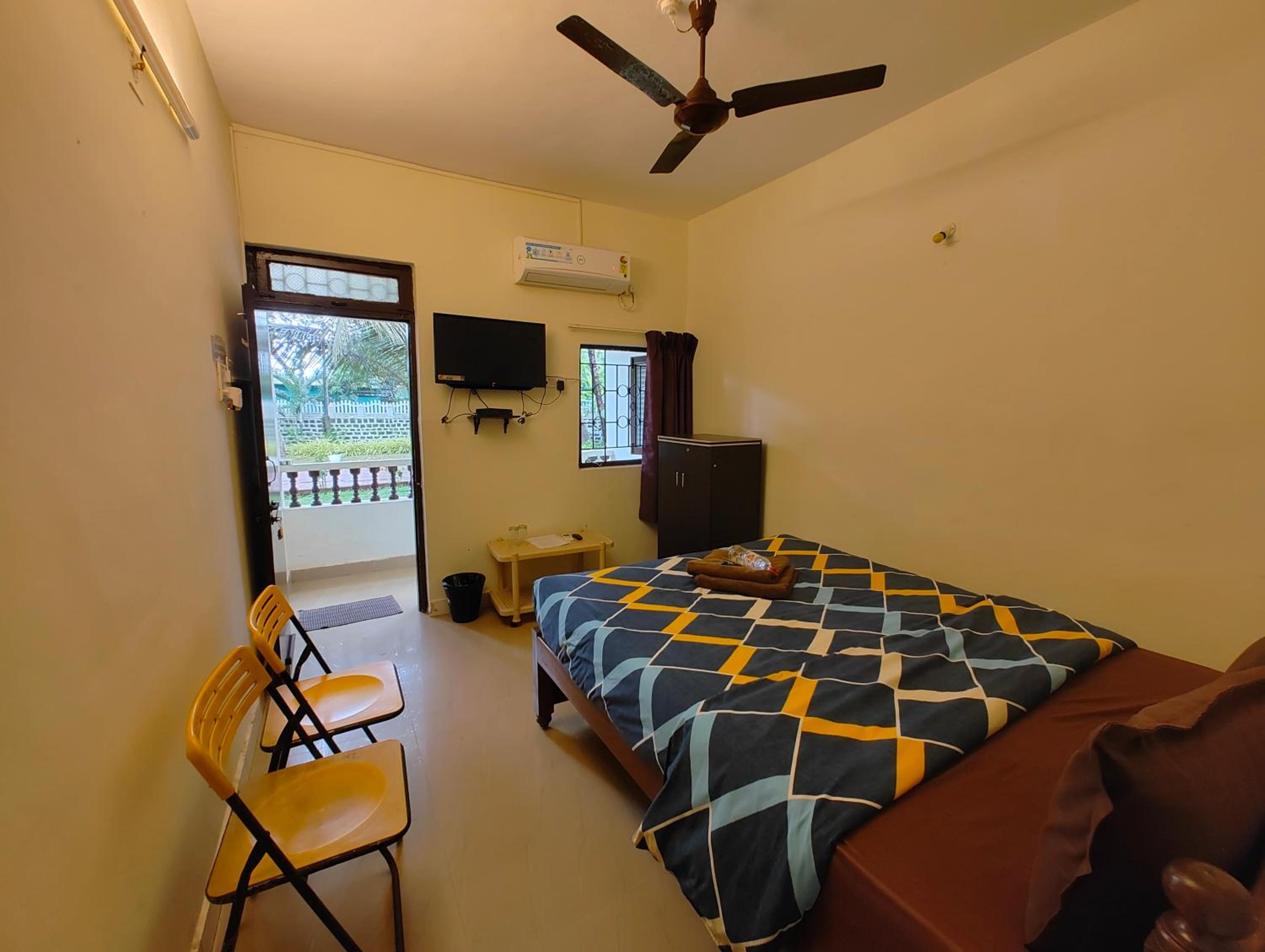 Double Room - Photo 1