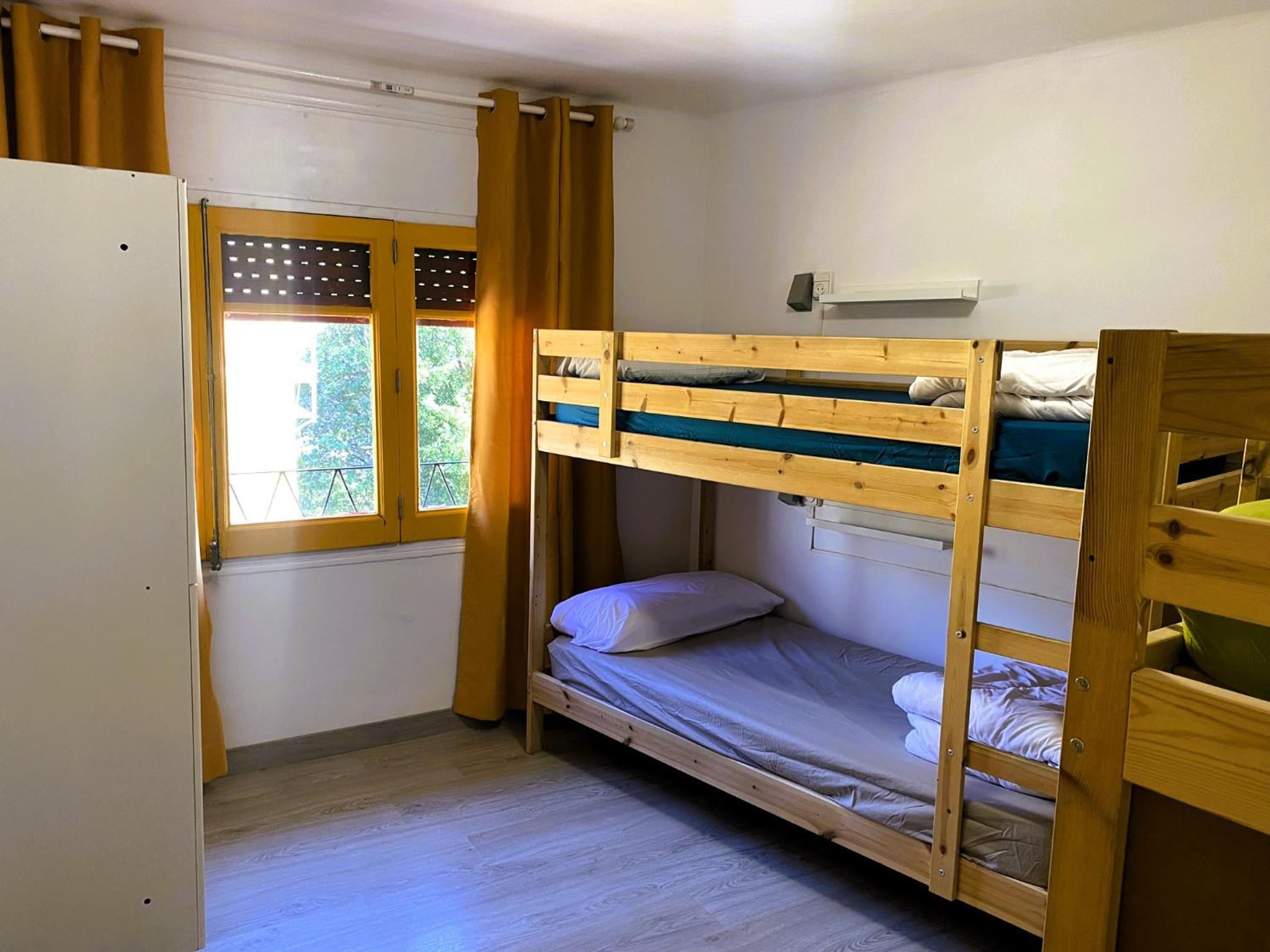 Bed in 4-Bed Dormitory Room photo 1