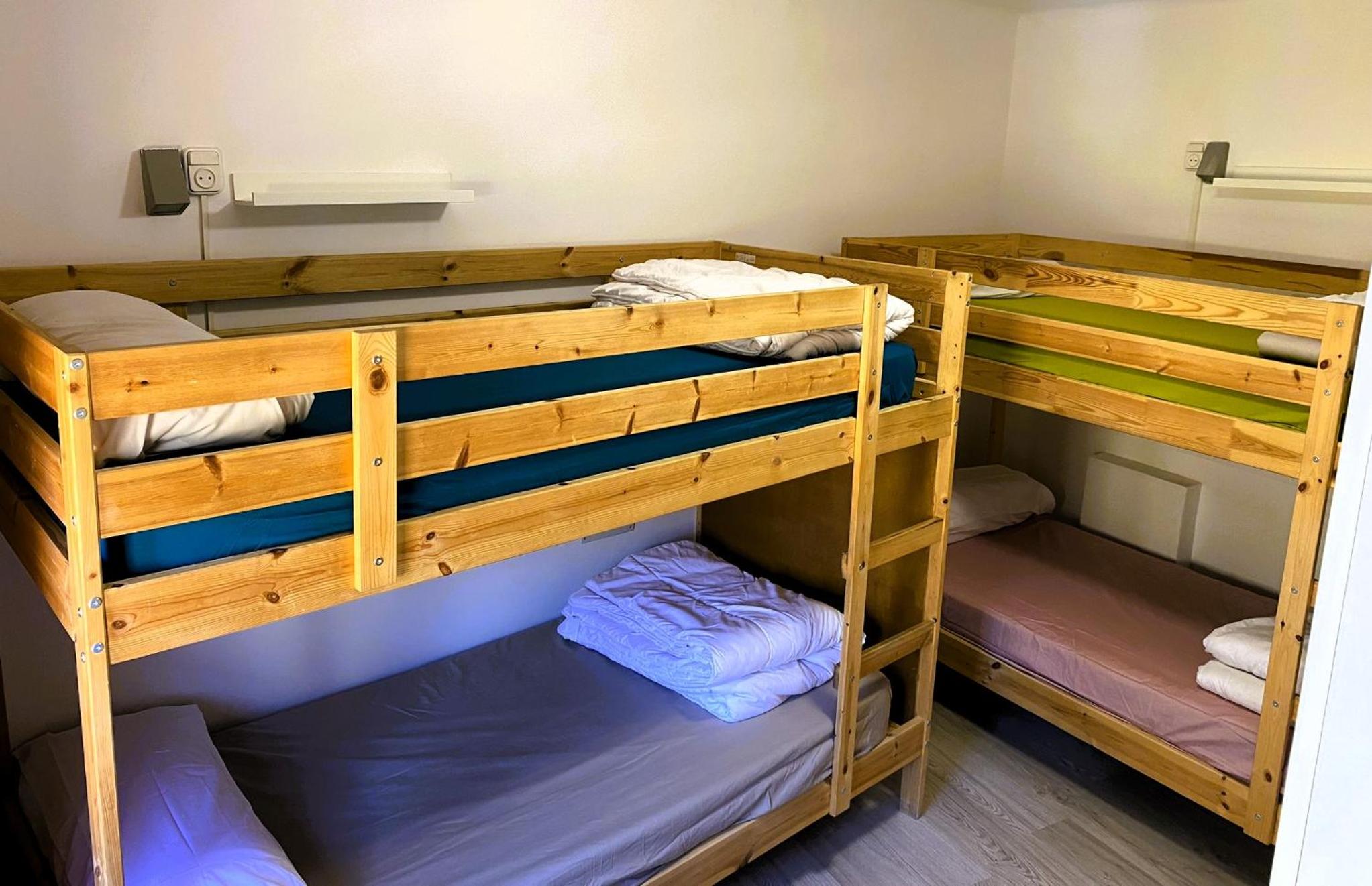 Economy Quadruple Room with Shared Bathroom photo 1