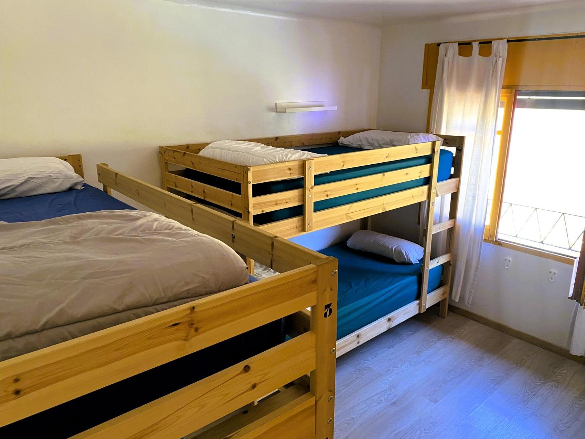 Economy Quadruple Room with Shared Bathroom photo 2