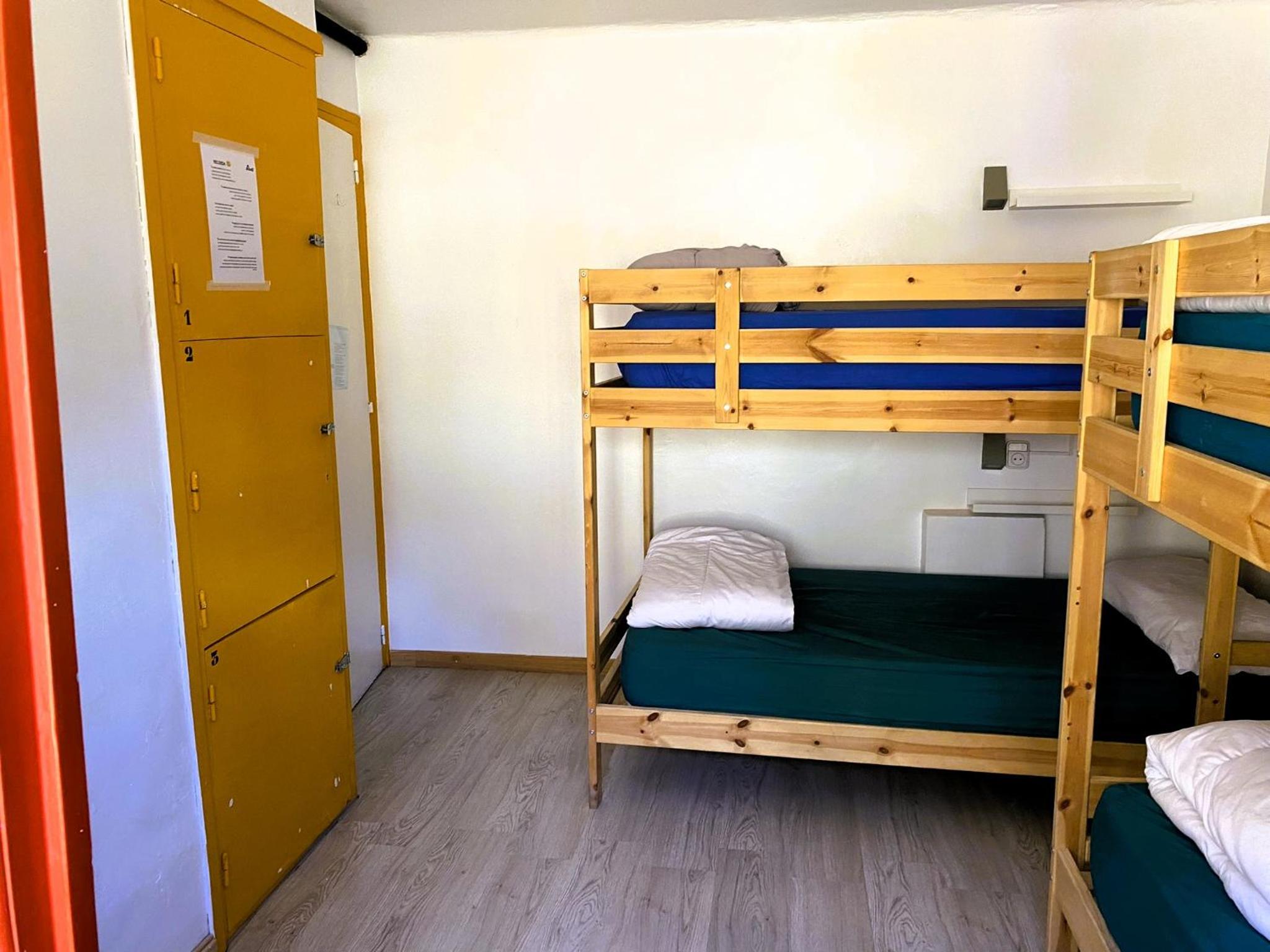 Economy Quadruple Room with Shared Bathroom photo 3