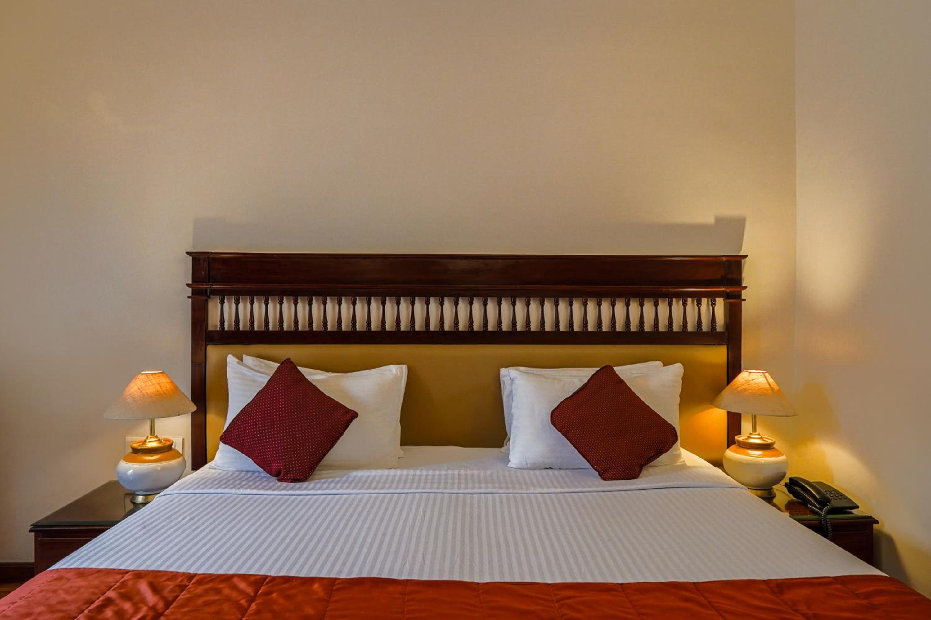 Deluxe Double or Twin Room photo 3