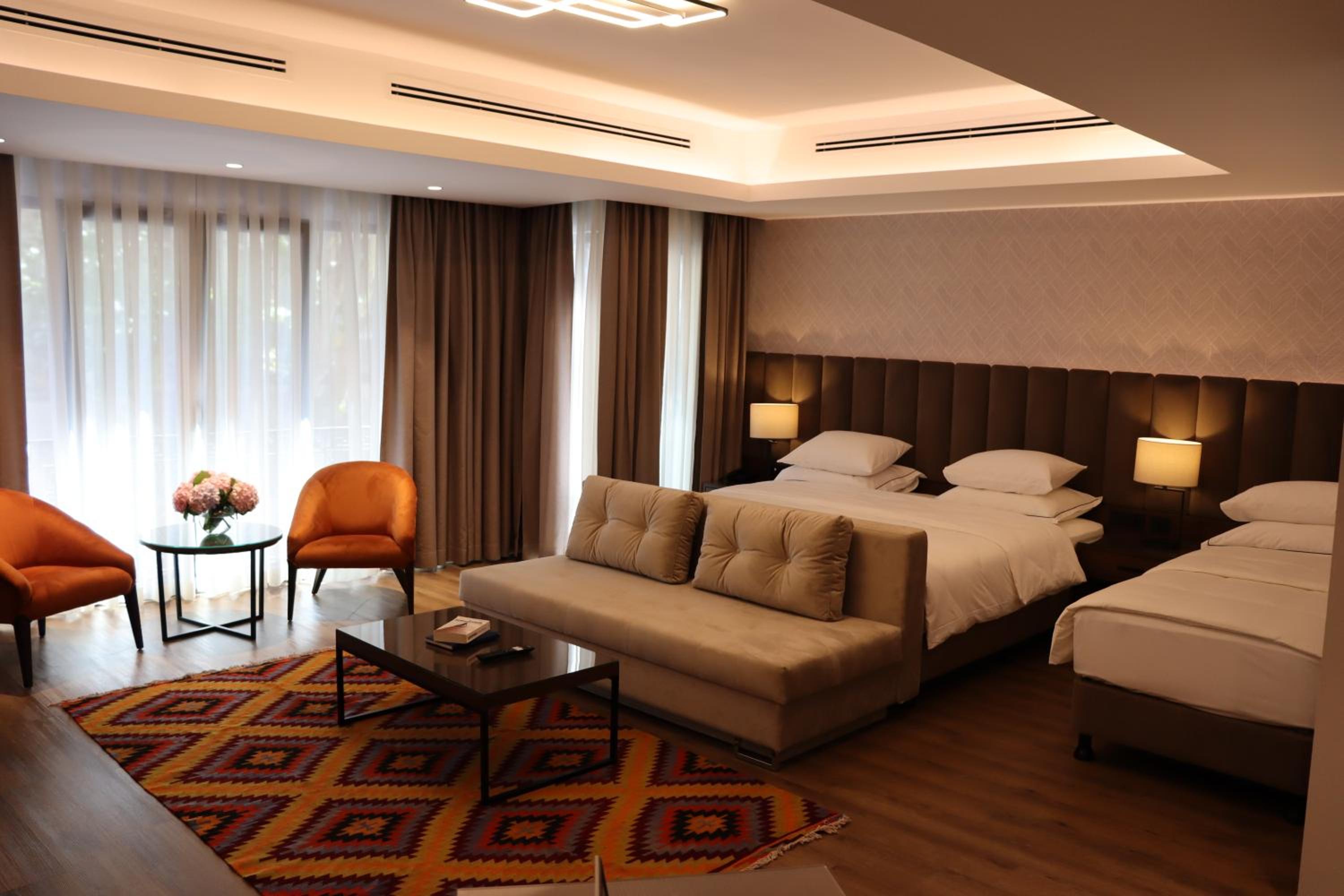 Suite photo 1