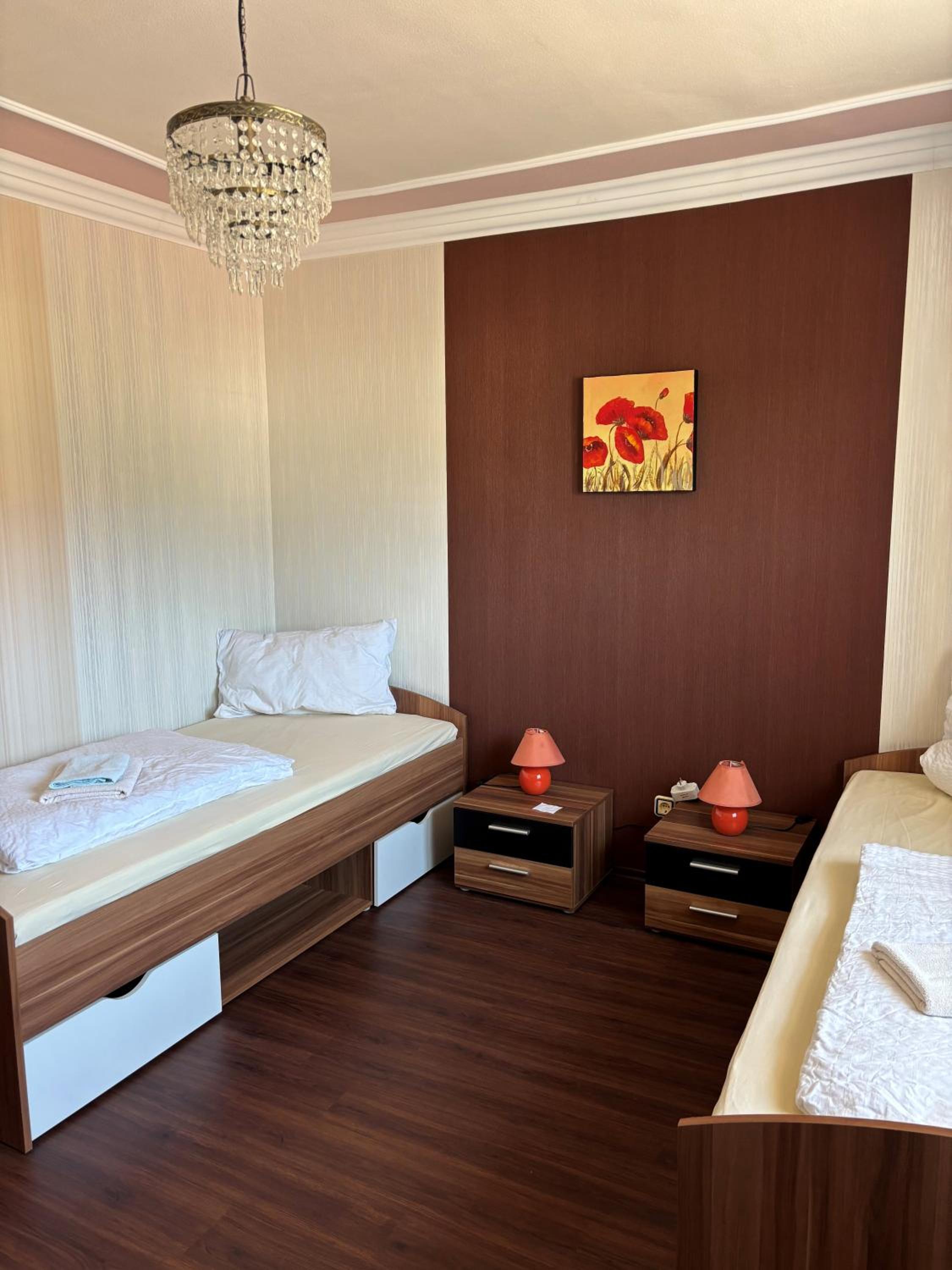 Double Room with Private Bathroom photo 1