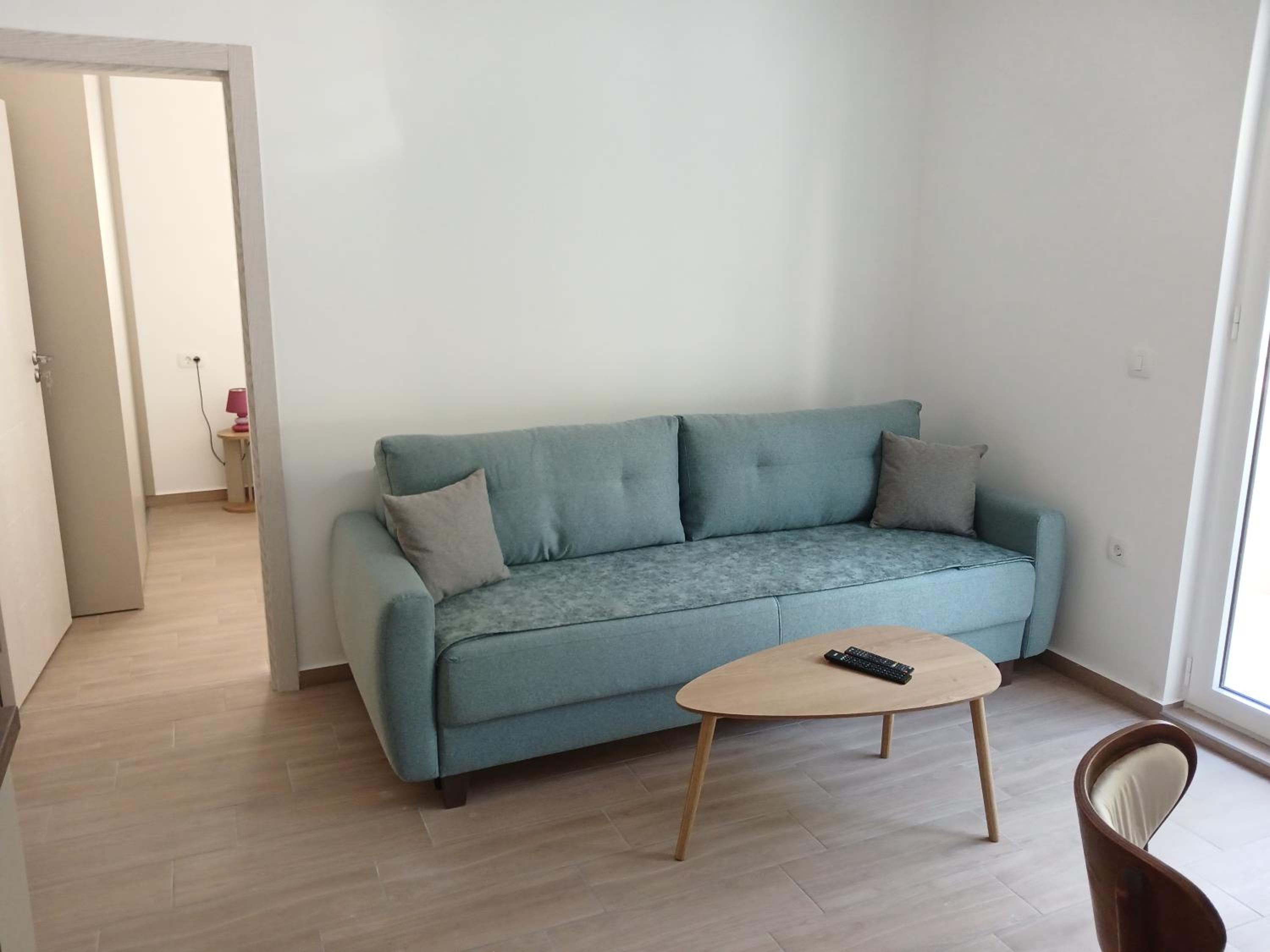 One-Bedroom Apartment - Sea Side