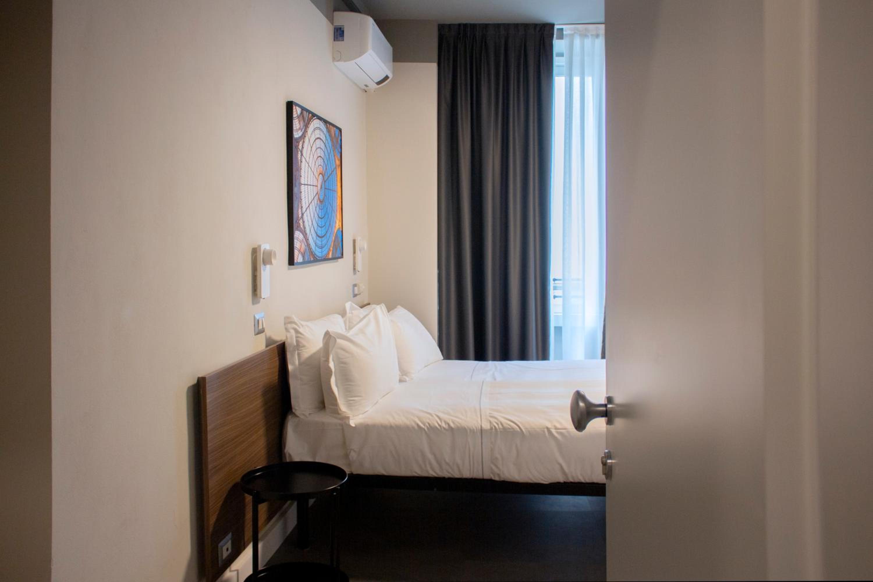 Double or Twin Room photo 3