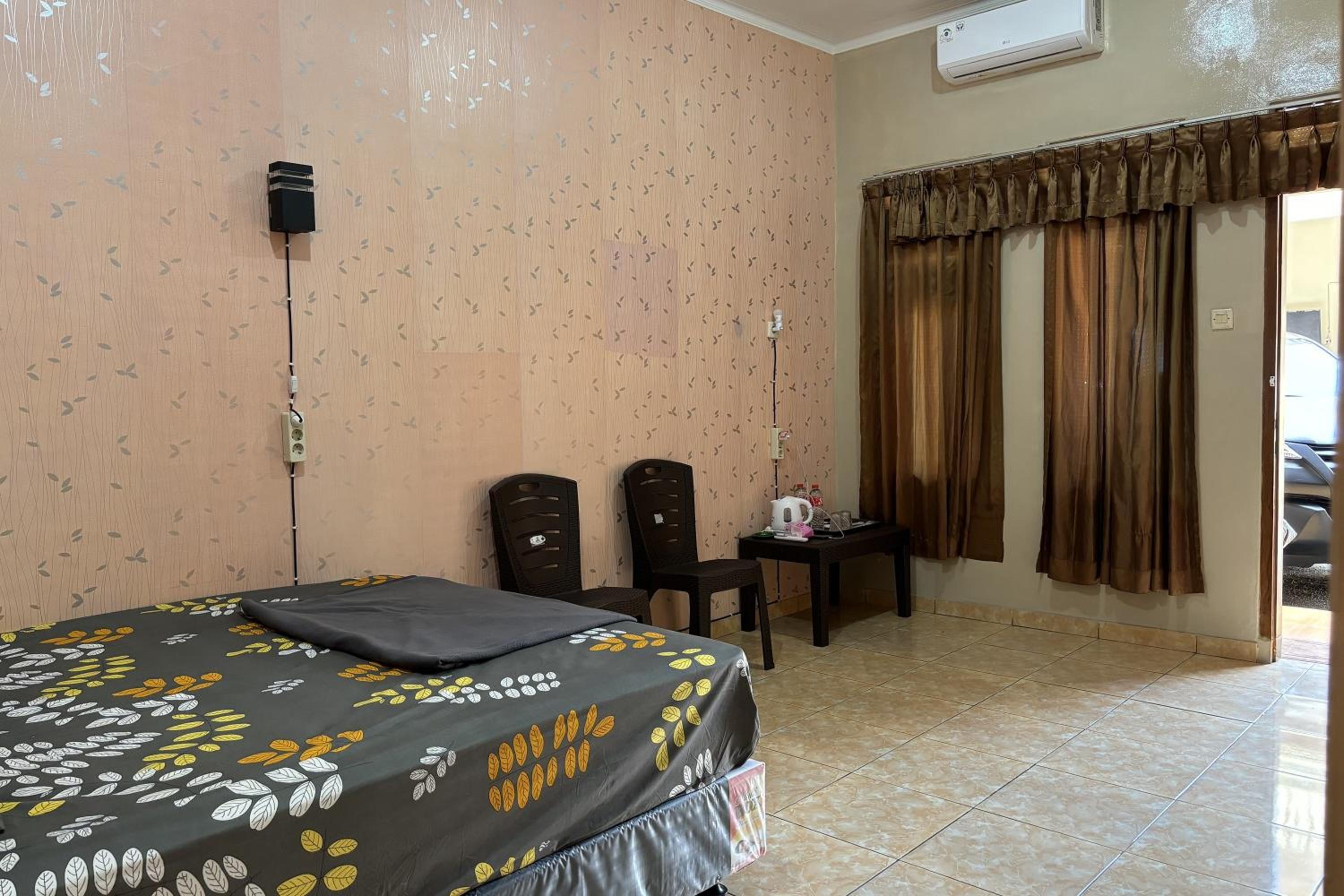 Deluxe Double Room photo 2