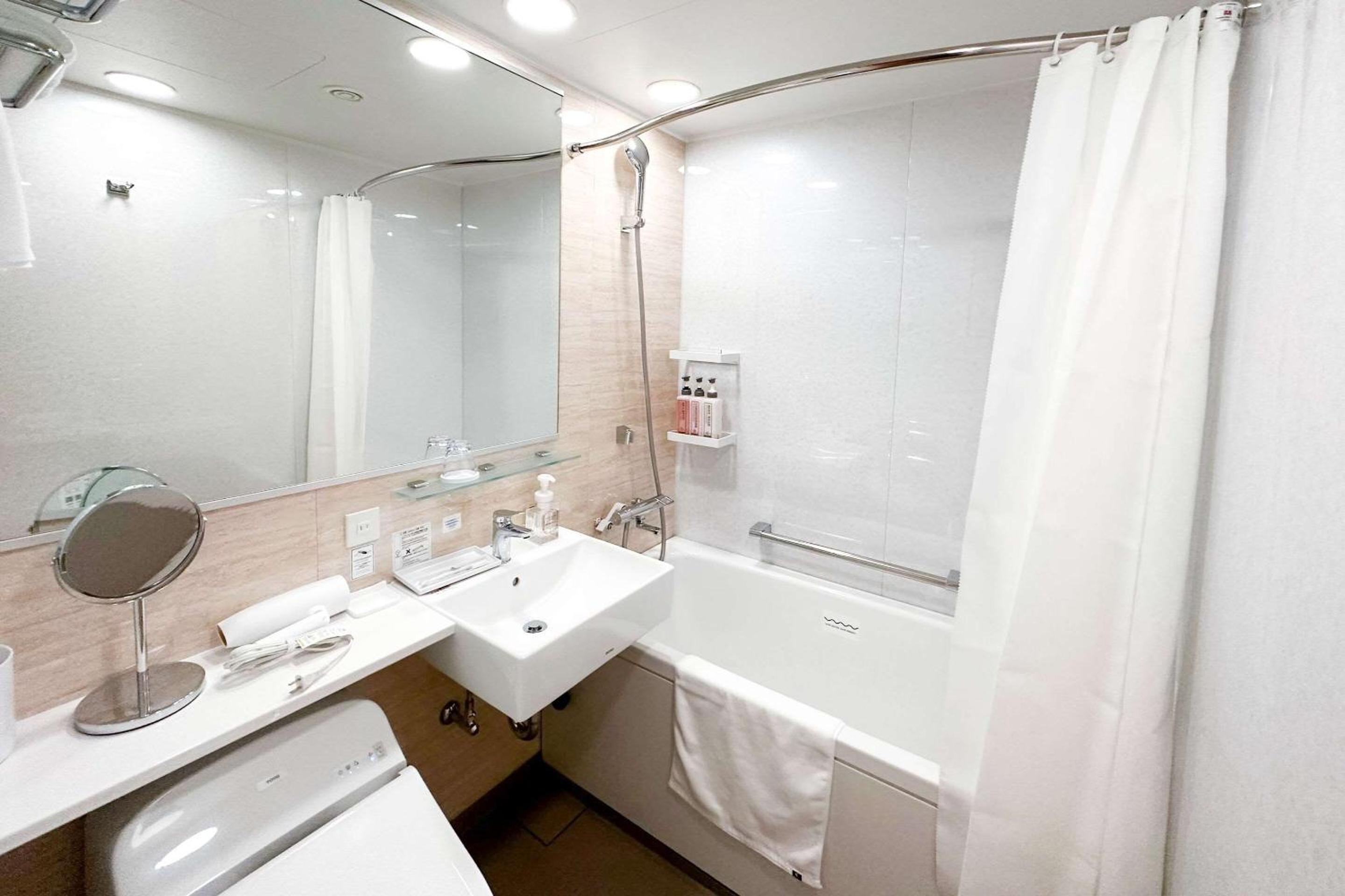 Standard Double Room - Non Smoking - Photo 4