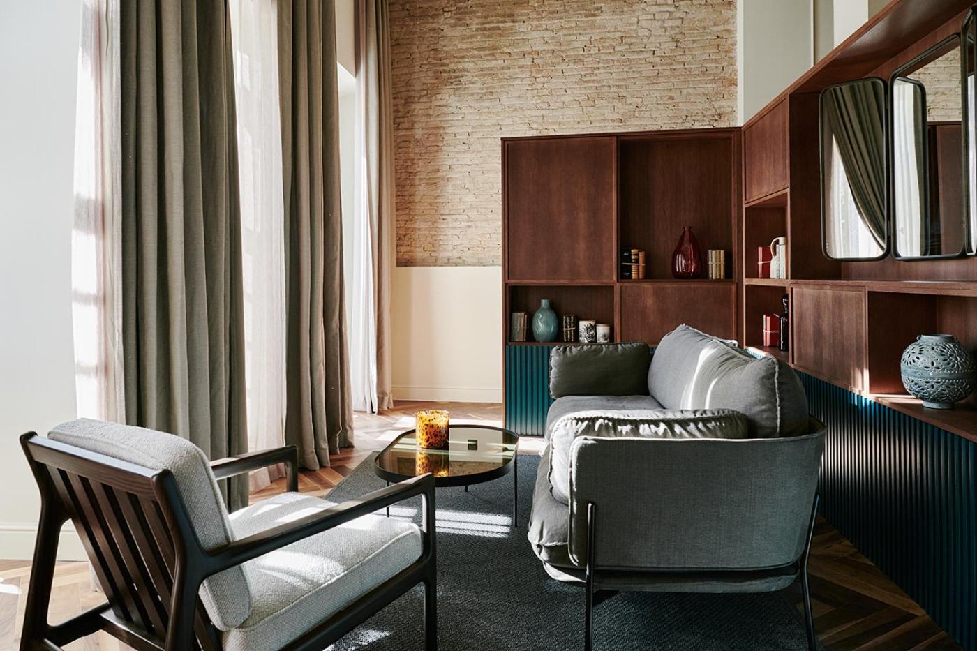 Mercer Suite - Photo 1