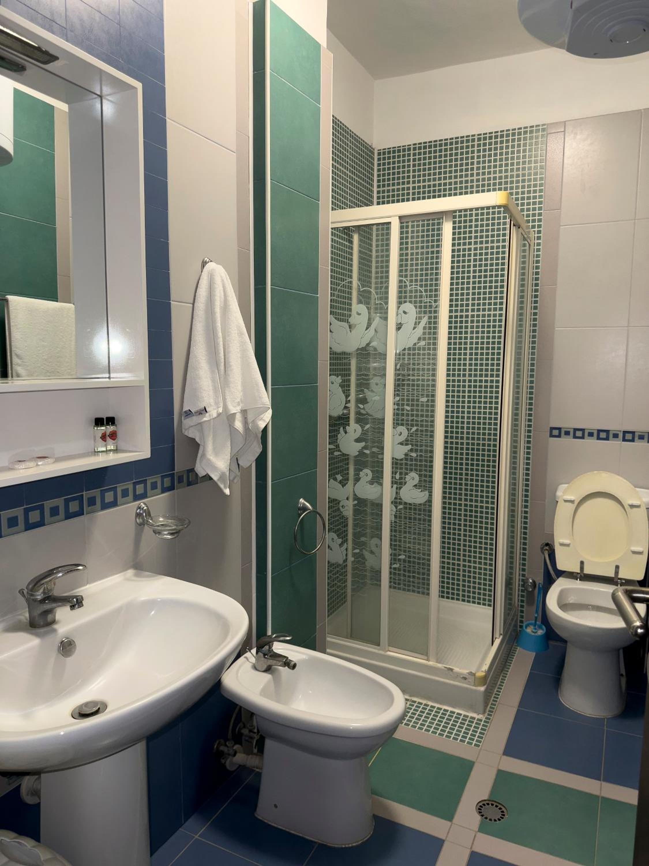 One-Bedroom Apartment with Terrace photo 2
