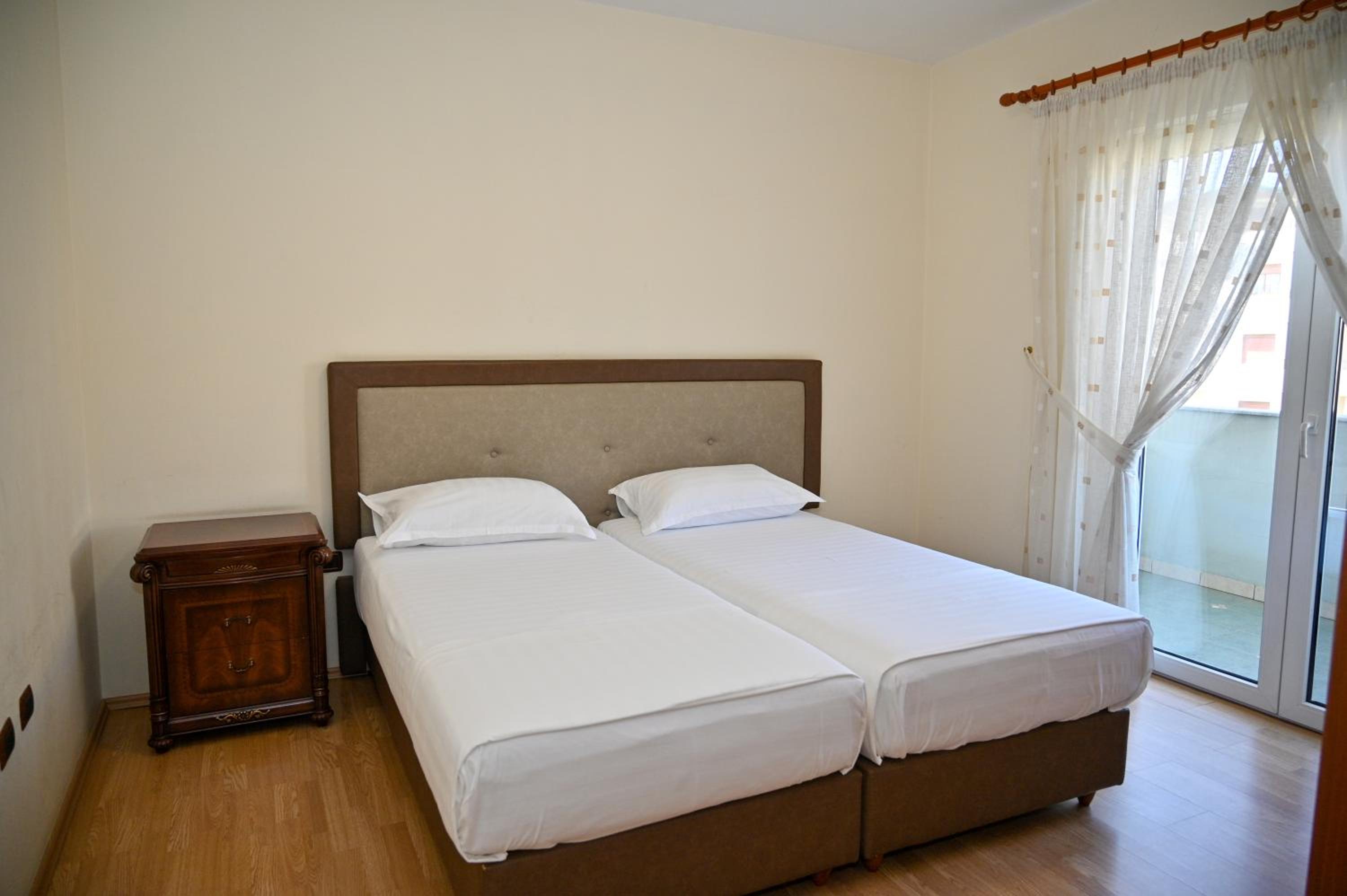 Two-Bedroom Apartment with Balcony and Terrace photo 3