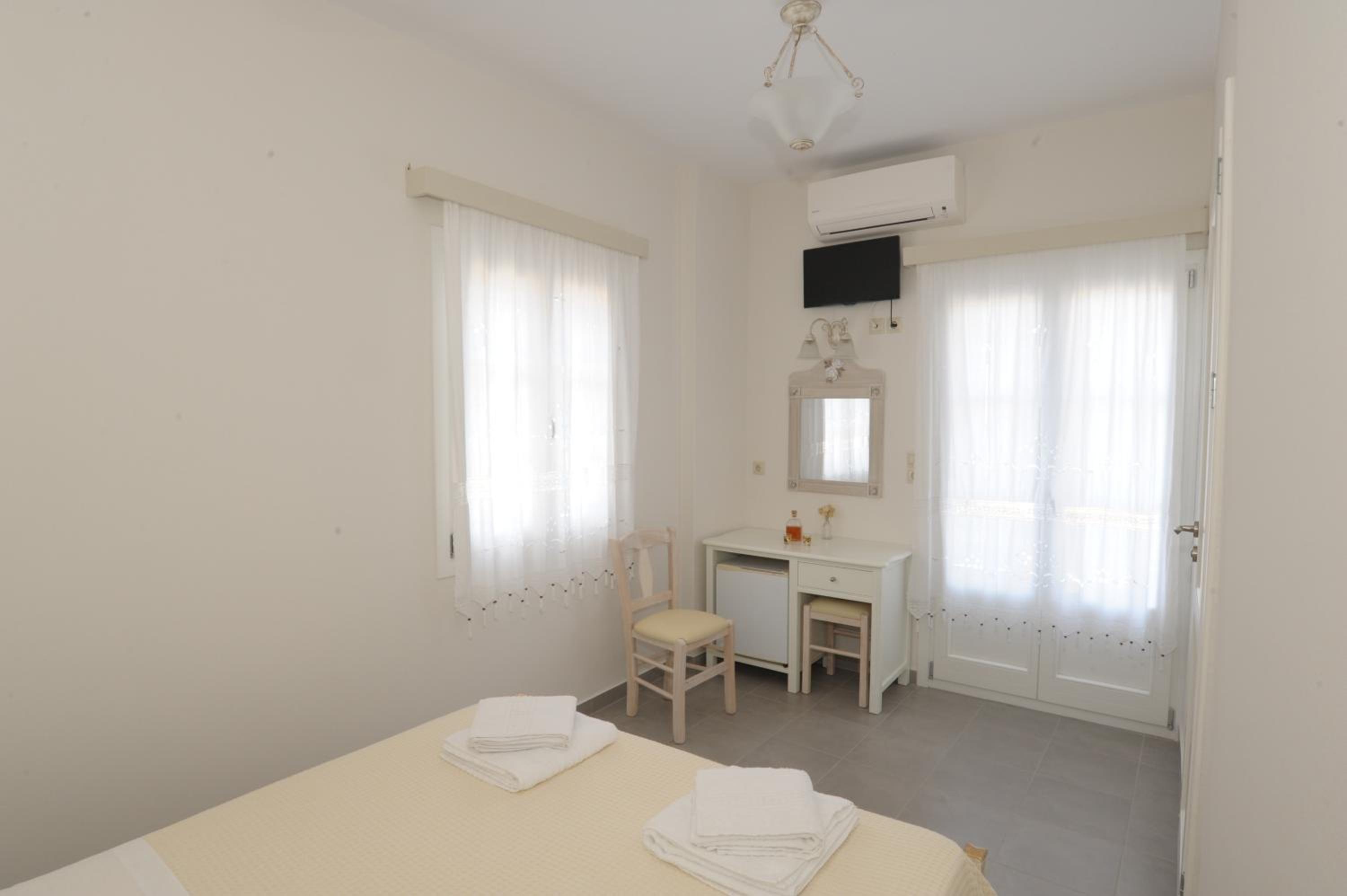 Double Room with Balcony photo 3