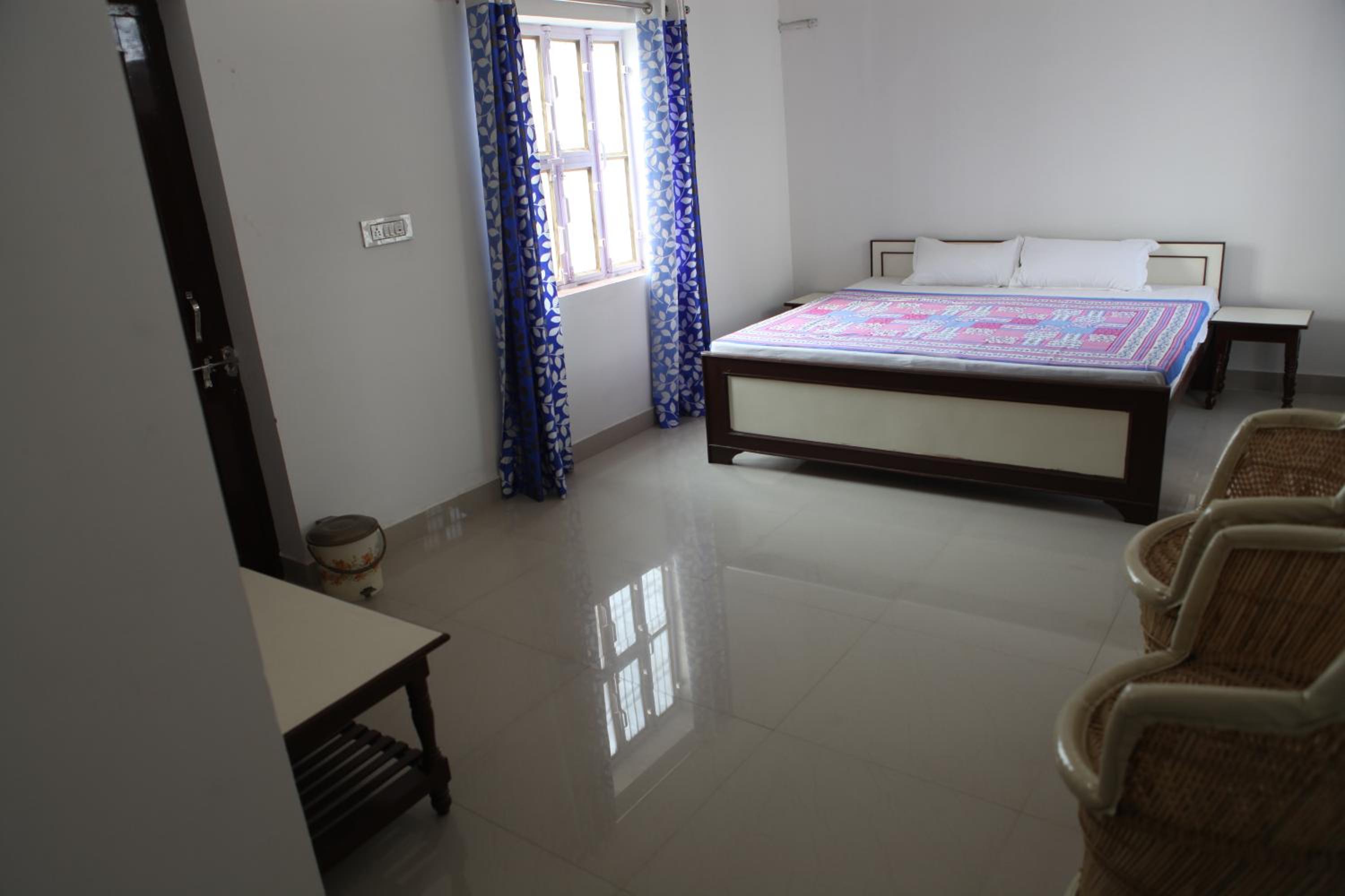 King Room with Balcony photo 2