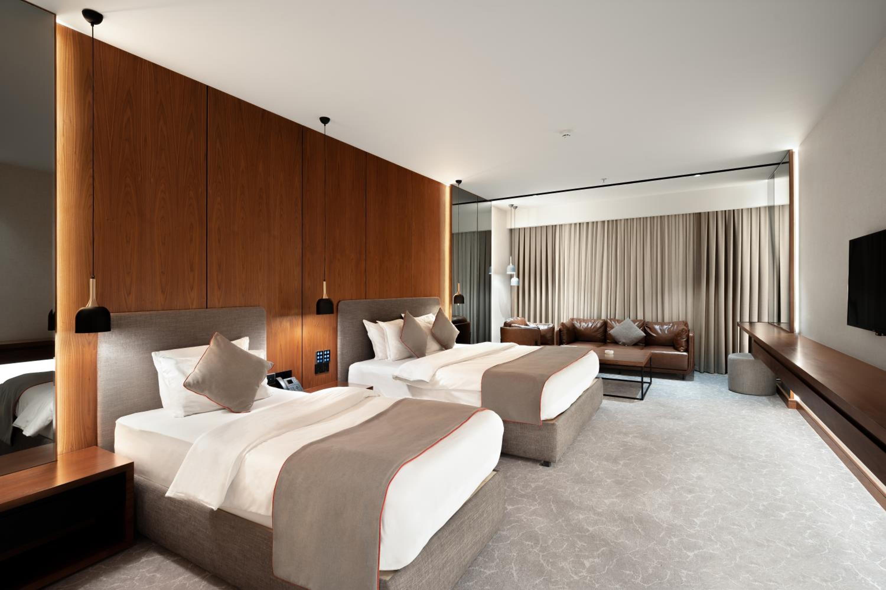 Superior King Room photo 2